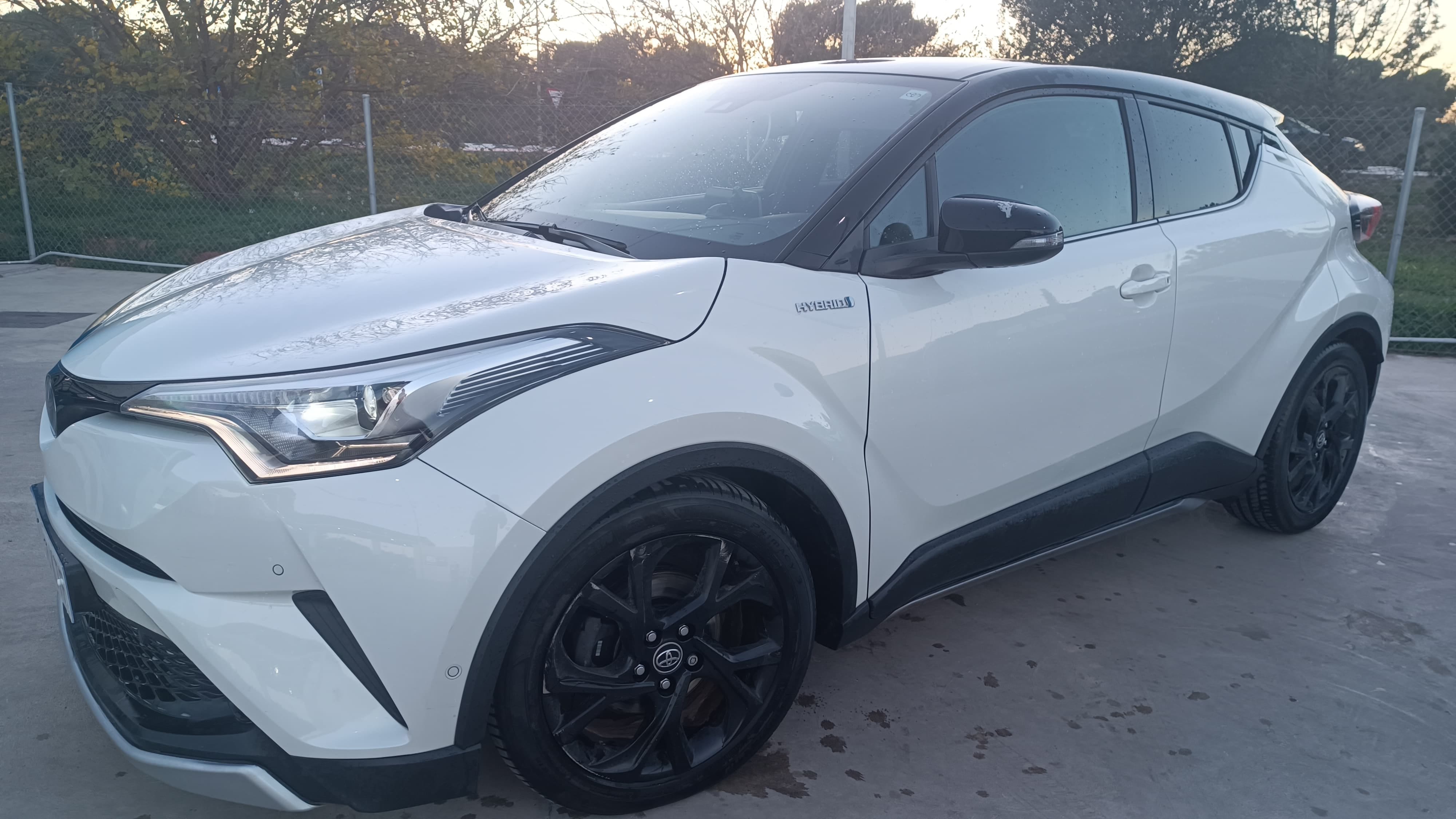 Toyota C-HR, 2019, Gasolina 98 / Eléctrico (híbrido), Automático