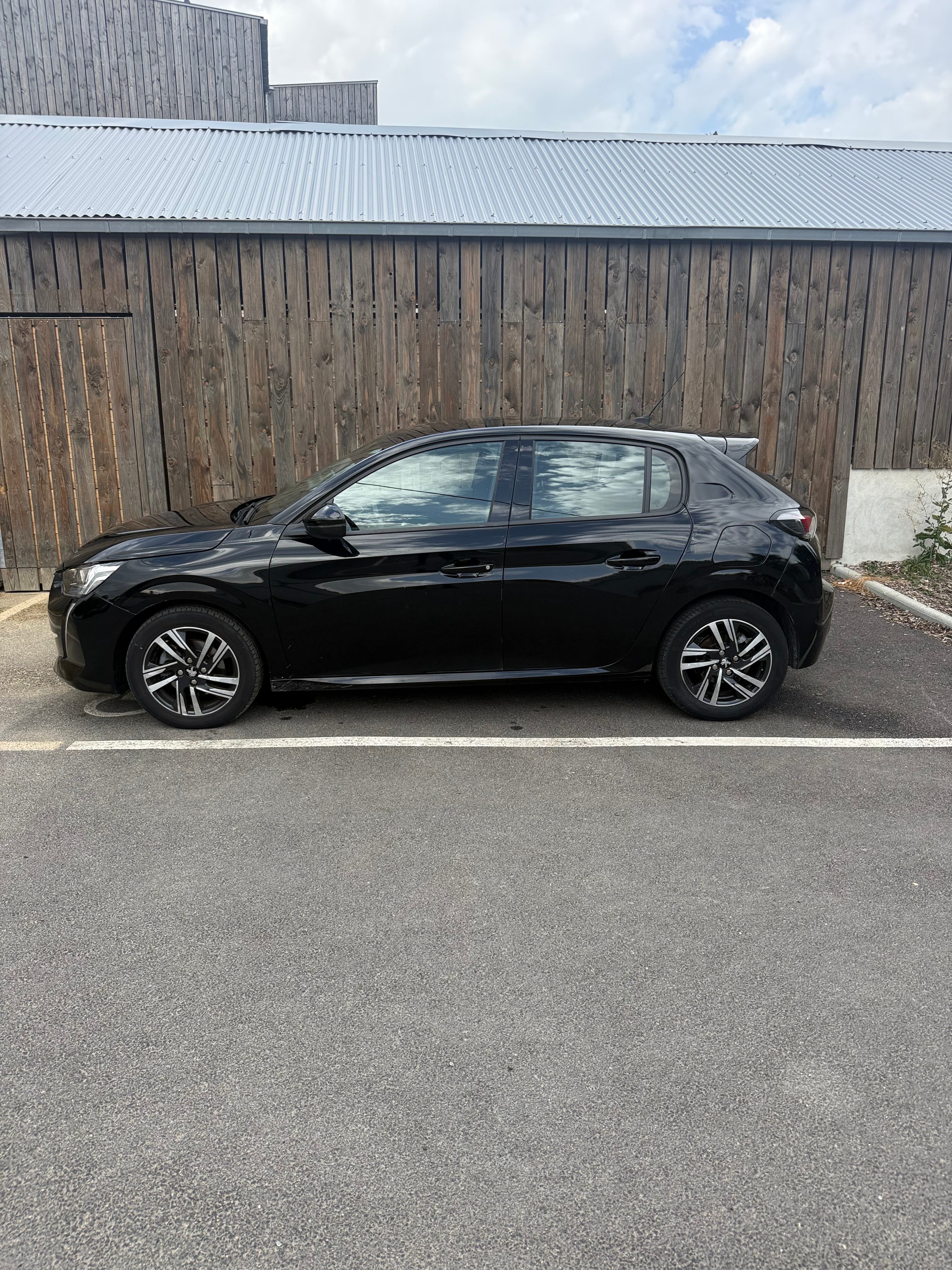 Peugeot 208 mit Klimaanlage