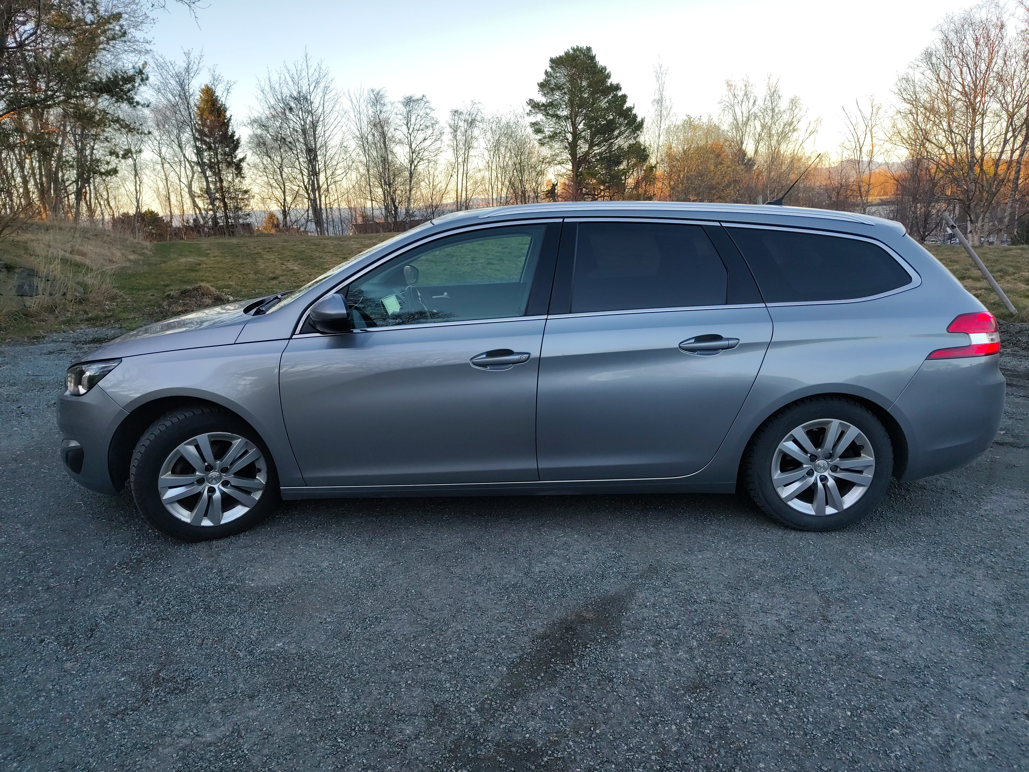 Peugeot 308 SW med Aircondition