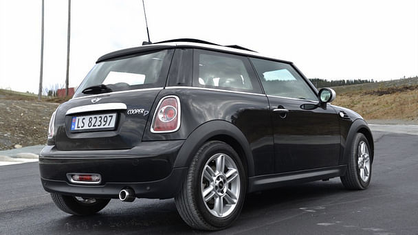 Mini Cooper 3-dører med Cruisekontroll