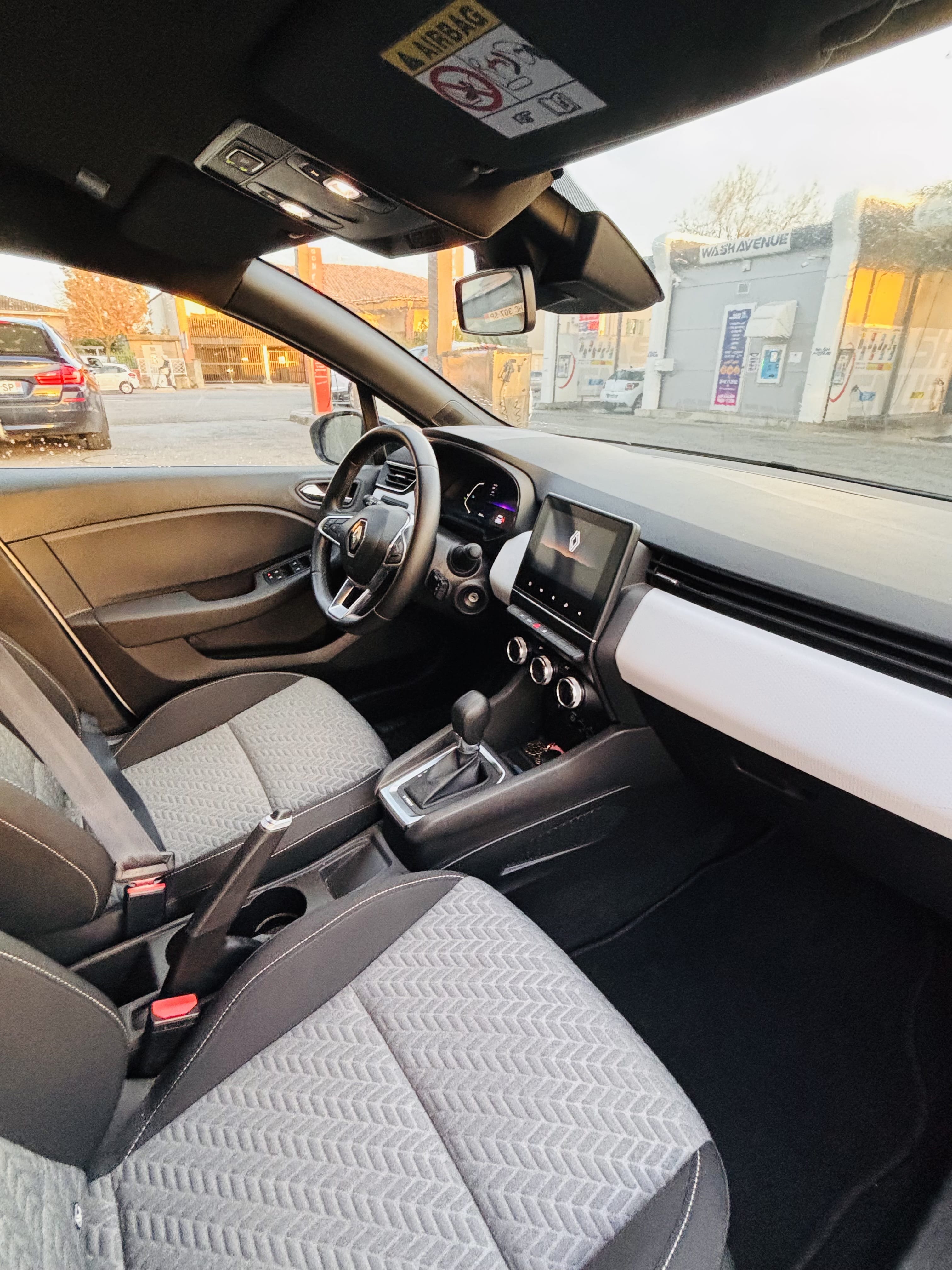 Renault Clio Boîte auto , hybride mit Audio-/iPod-Zugang
