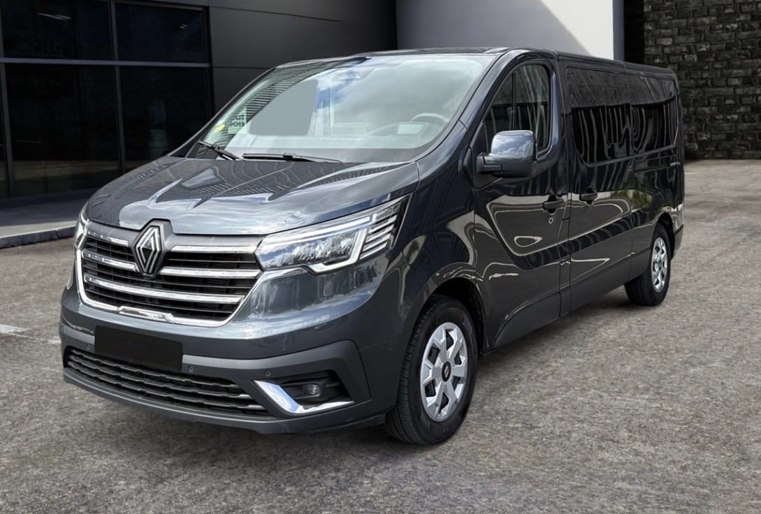 Renault Trafic Passenger, 2024, Diesel, automatique, 9 places et plus