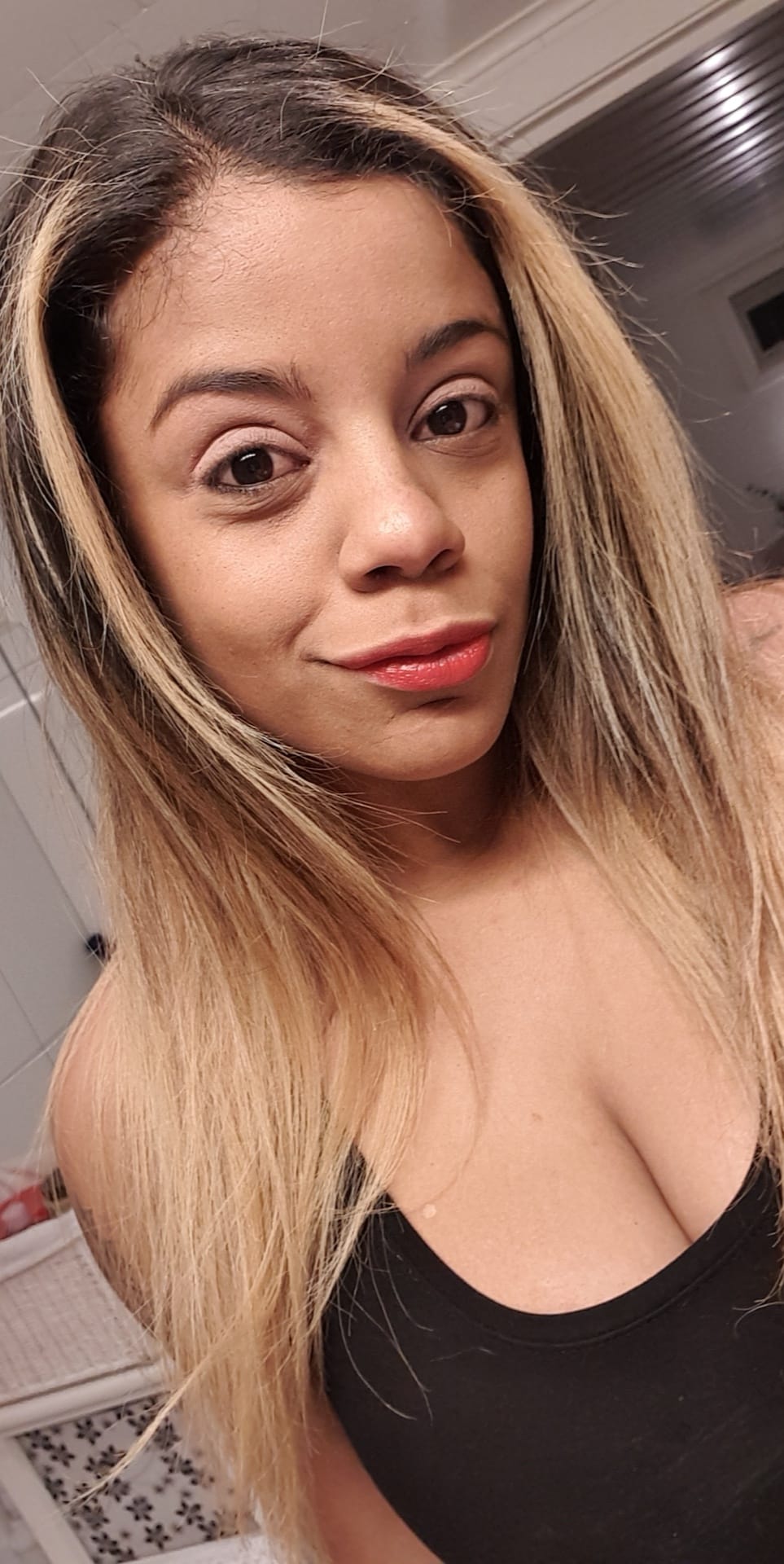 Julianne T