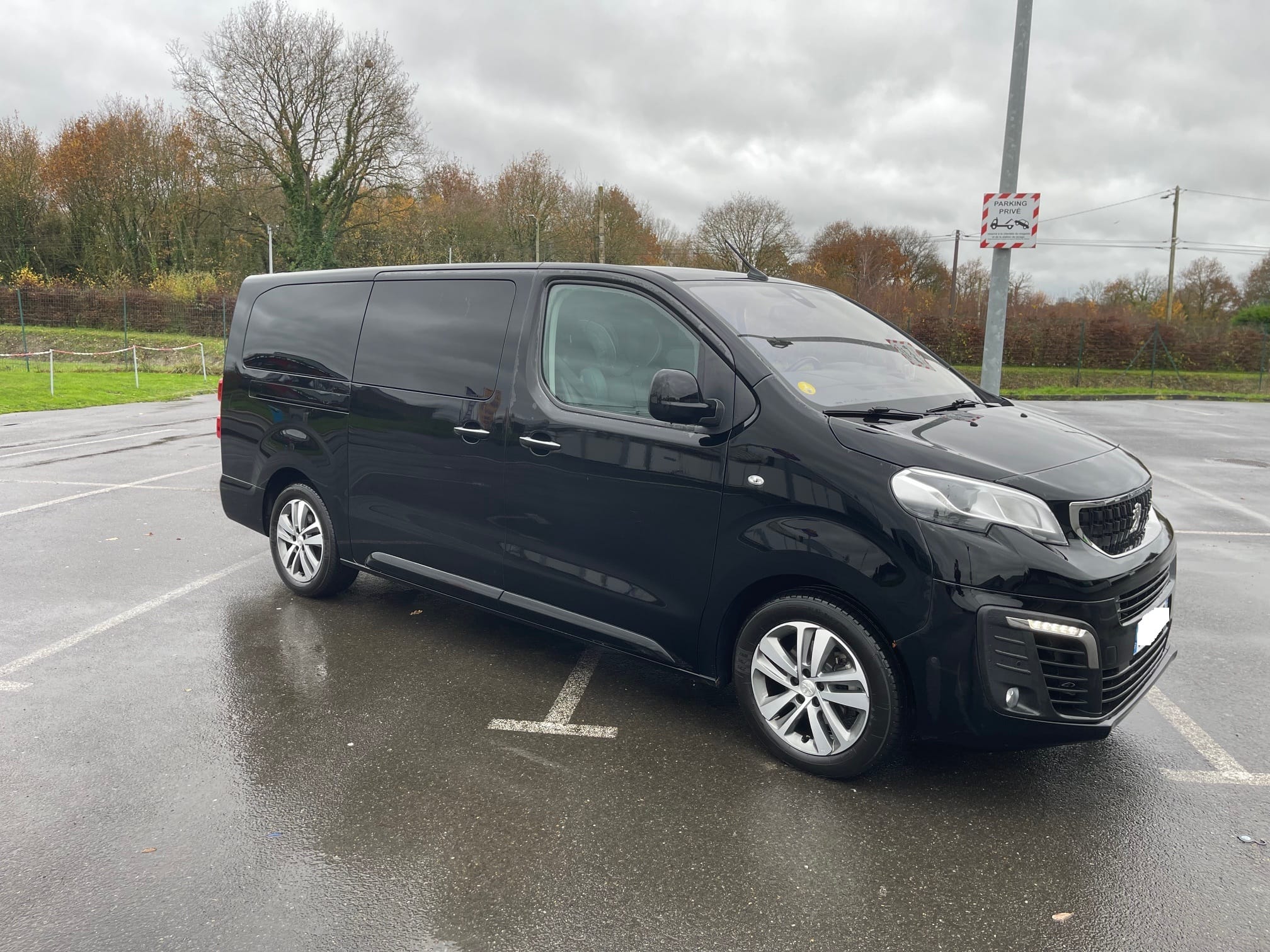 Peugeot Traveller, 2021, Diesel, automatique, 7 places