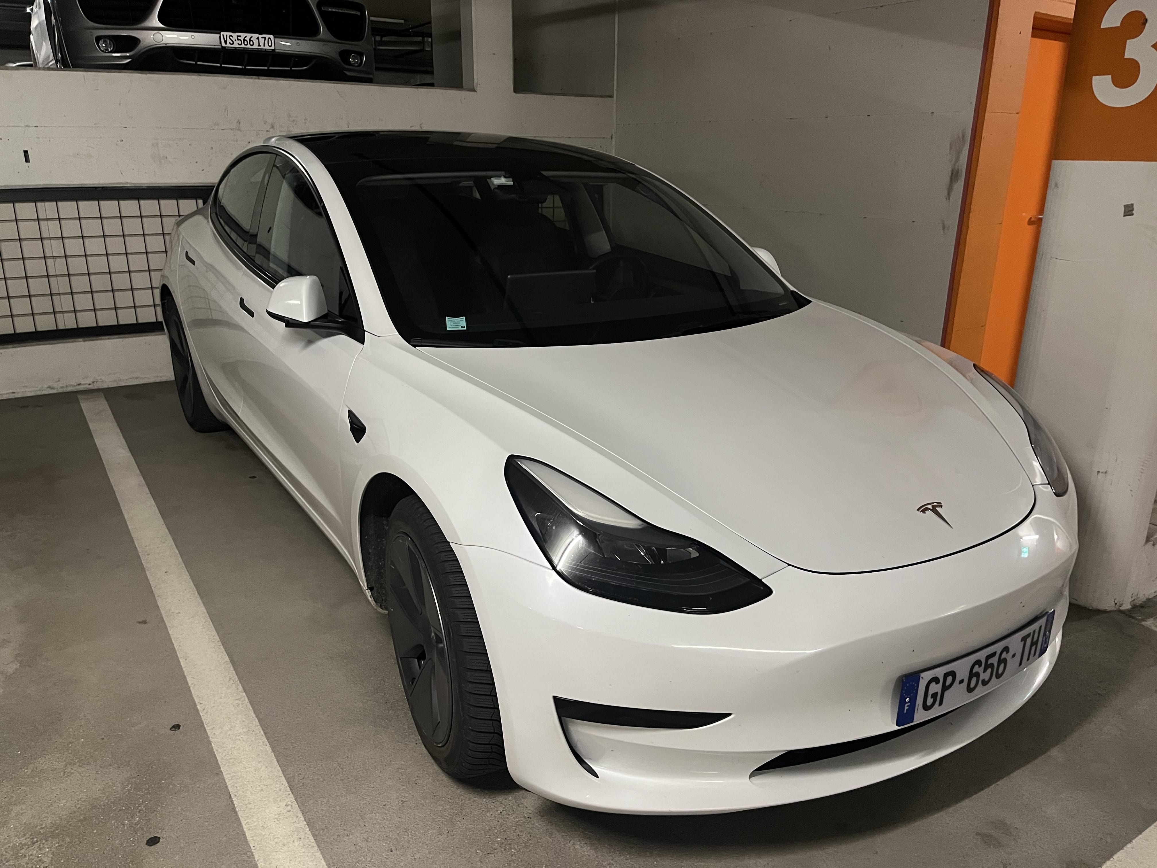Tesla Model 3, 2023, Électrique, automatique