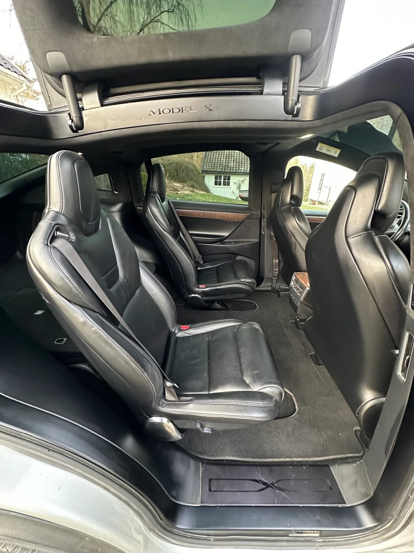 Tesla Model X 100D med Babysete