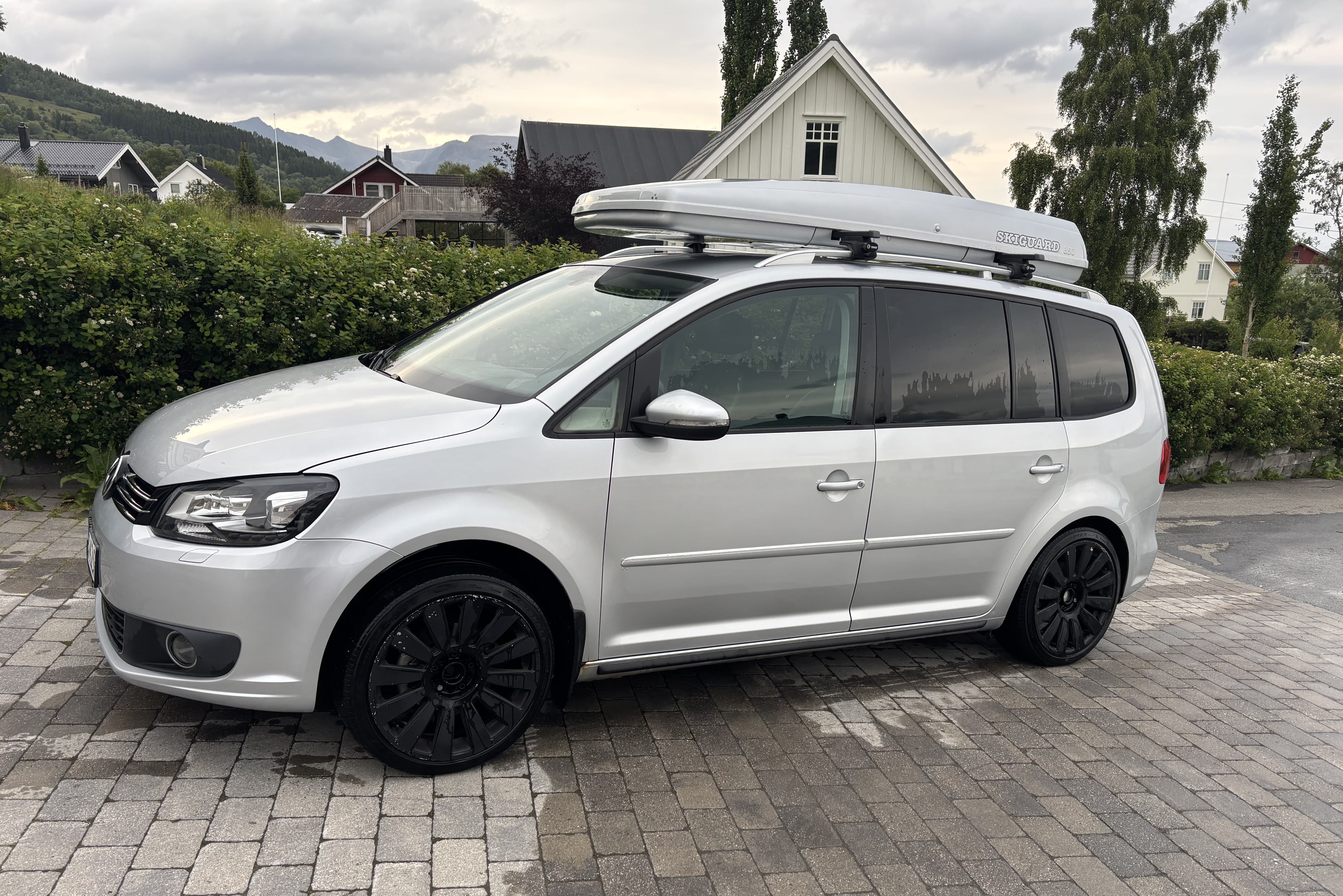 Volkswagen Touran med Aircondition