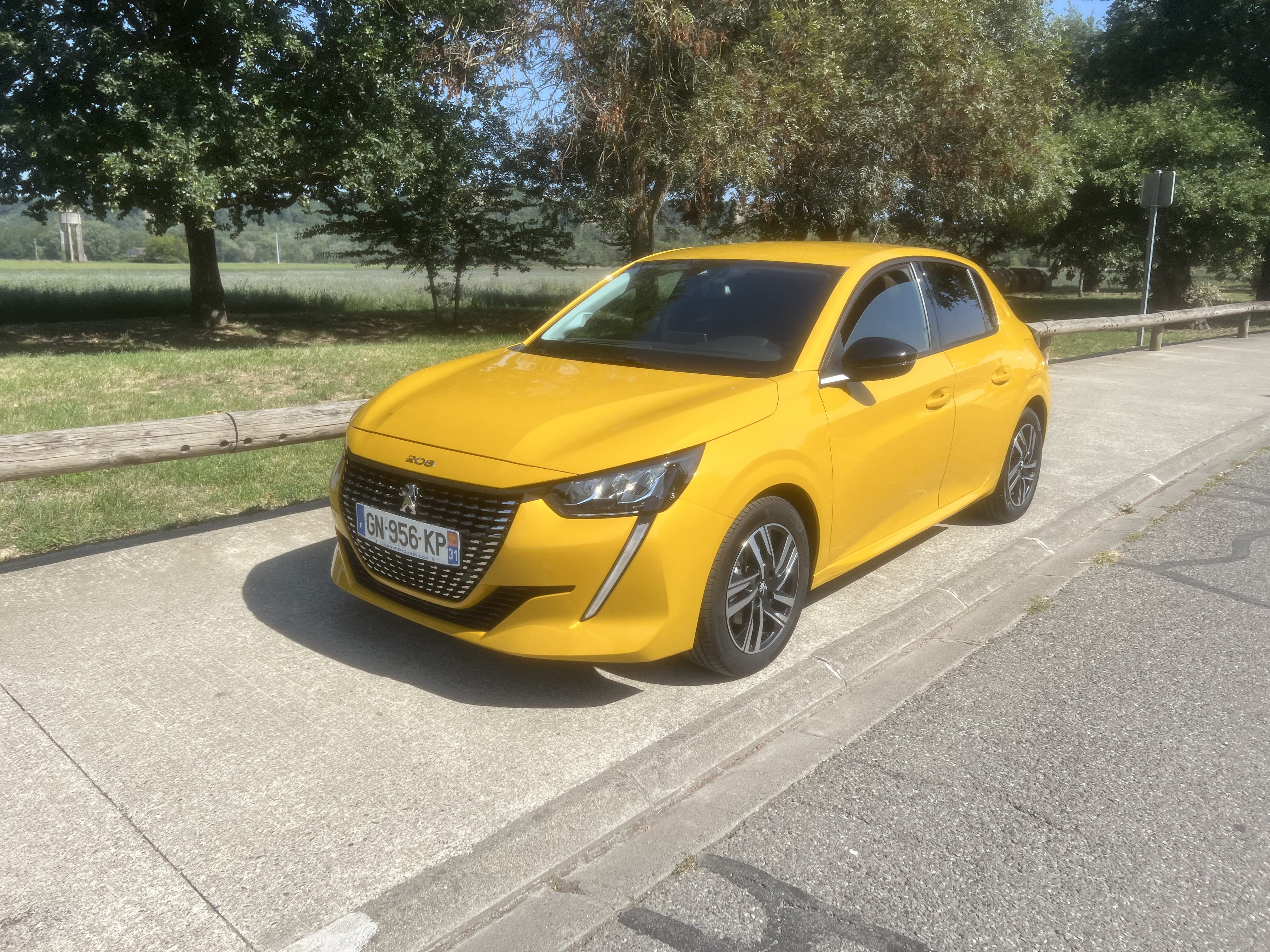 Peugeot 208 Diesel, 2023, Diesel