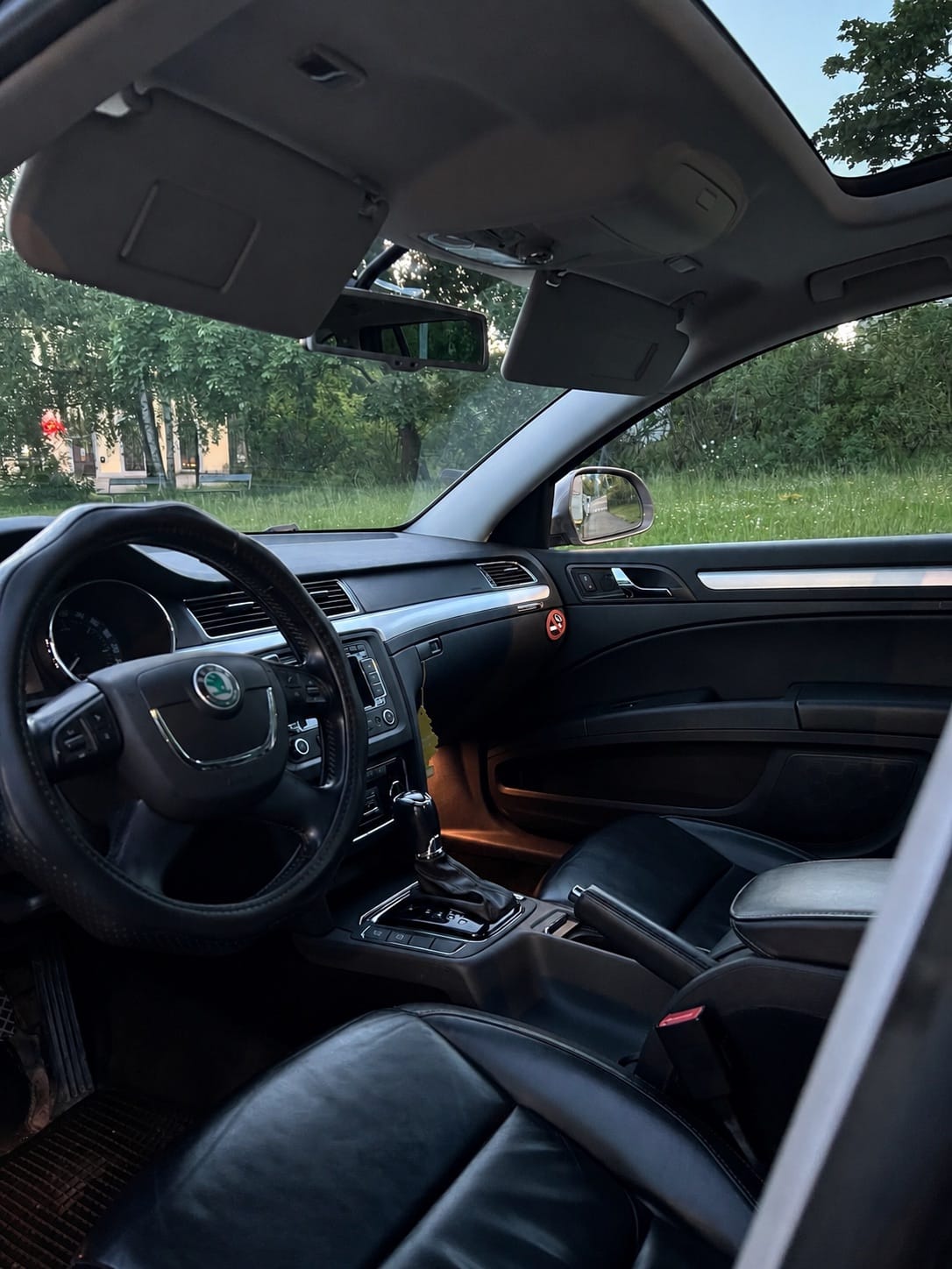 Skoda Superb 2.0 Disel Automatic - Panorama Full Package med Bluetooth audio