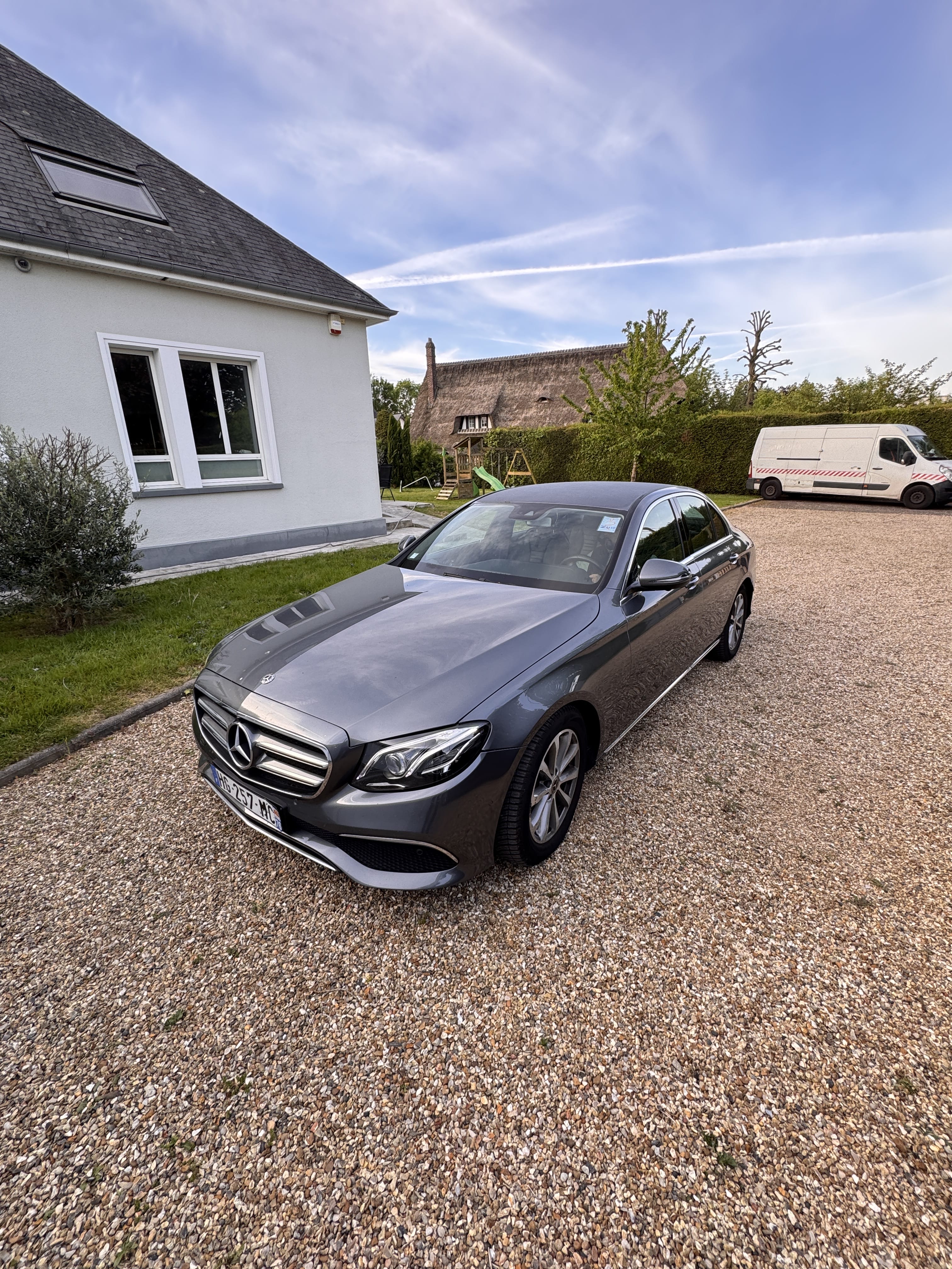 Mercedes-Benz Classe E avec Audio Bluetooth
