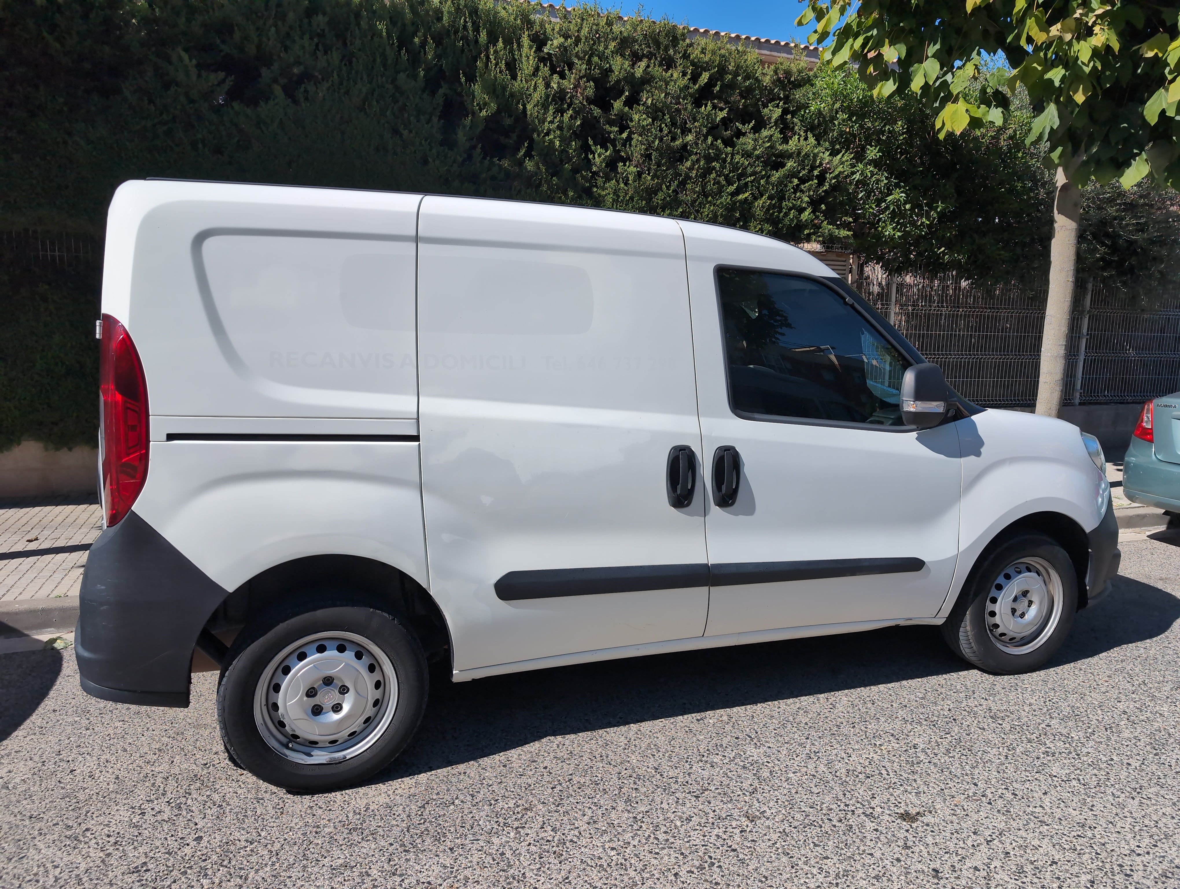 Fiat Doblo Cargo con Audio Bluetooth