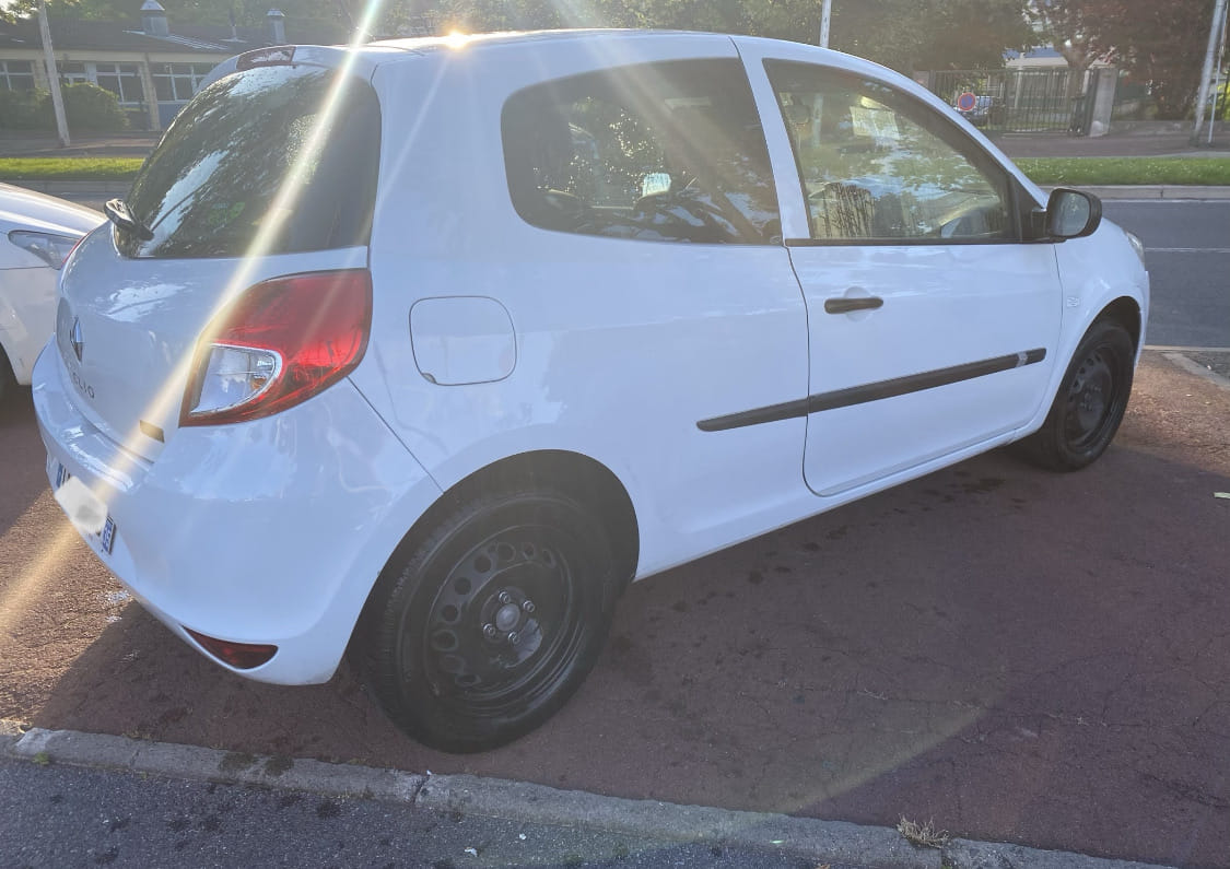 Renault Clio 3 avec Climatisation