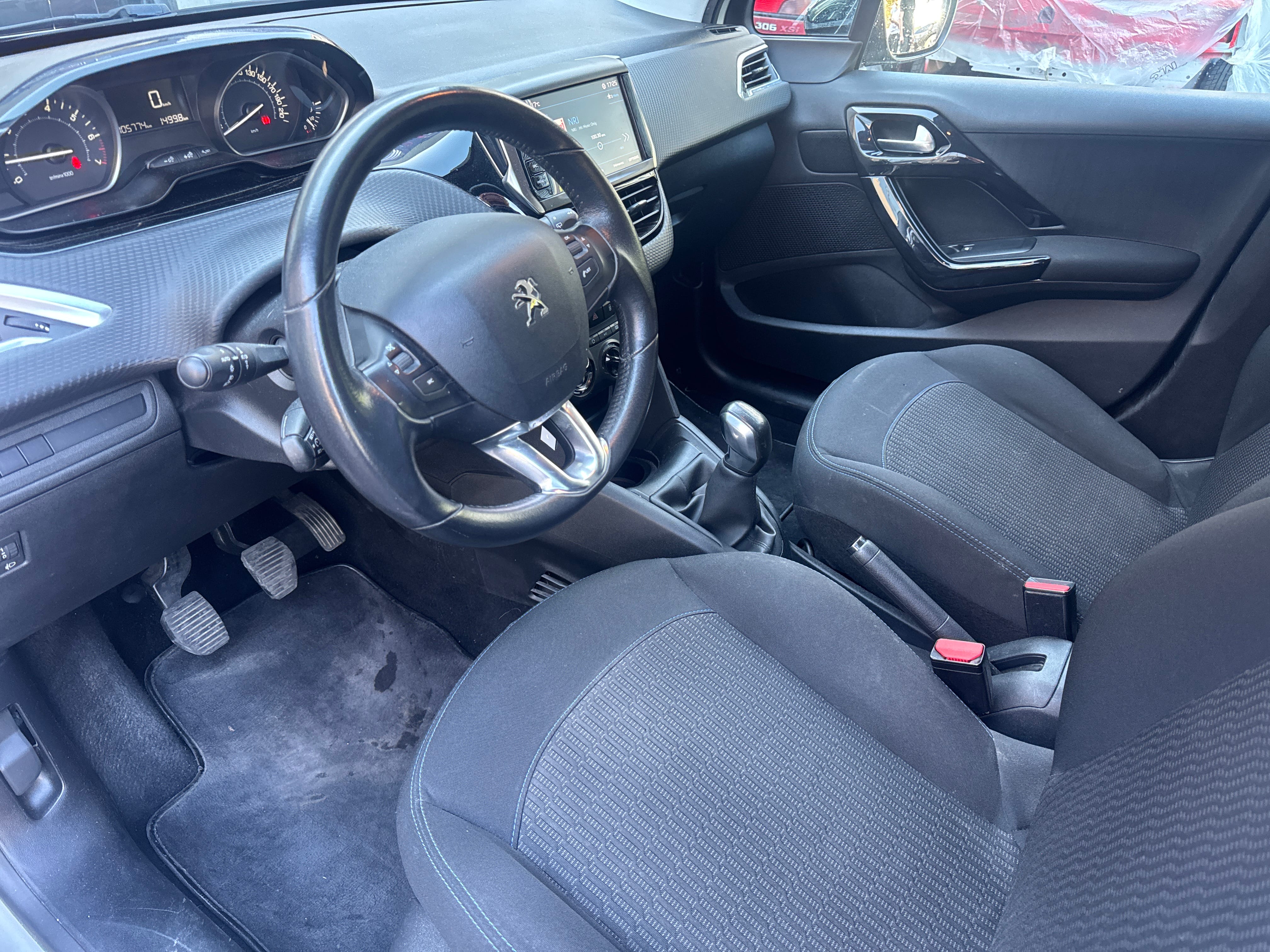 Peugeot 208 avec Régulateur de vitesse
