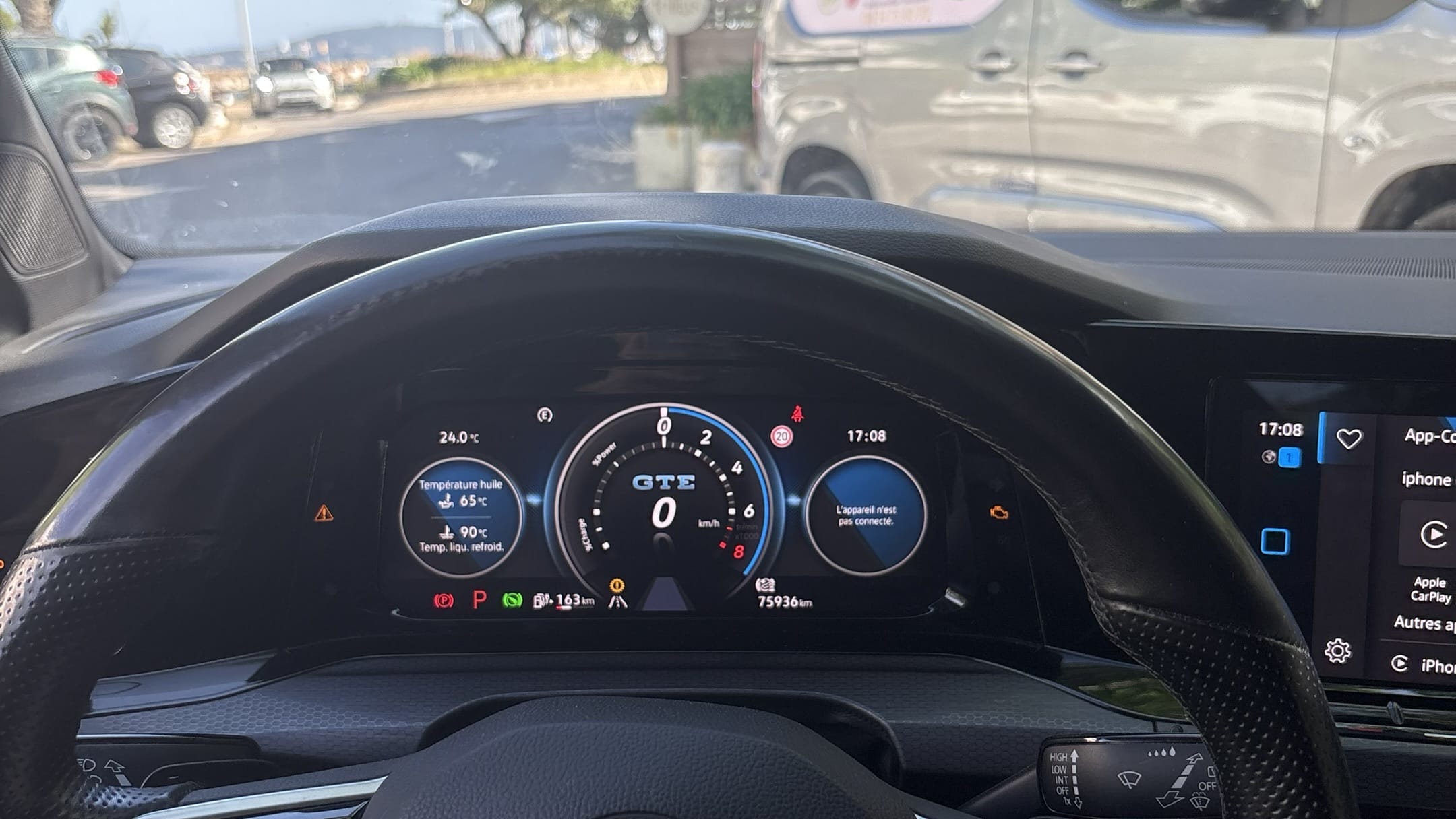Volkswagen Golf avec Climatisation