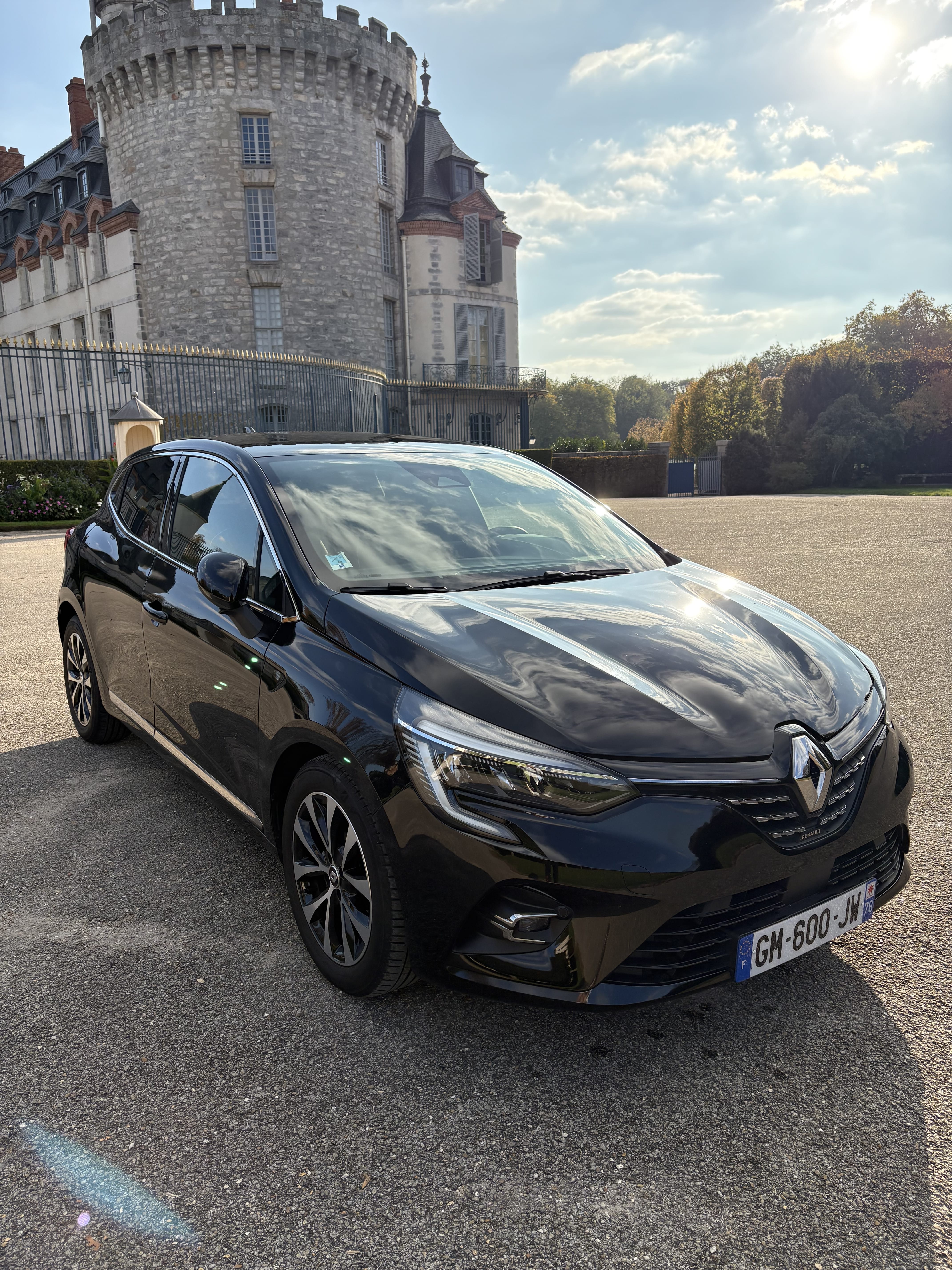 Renault Clio, 2023, Essence 98