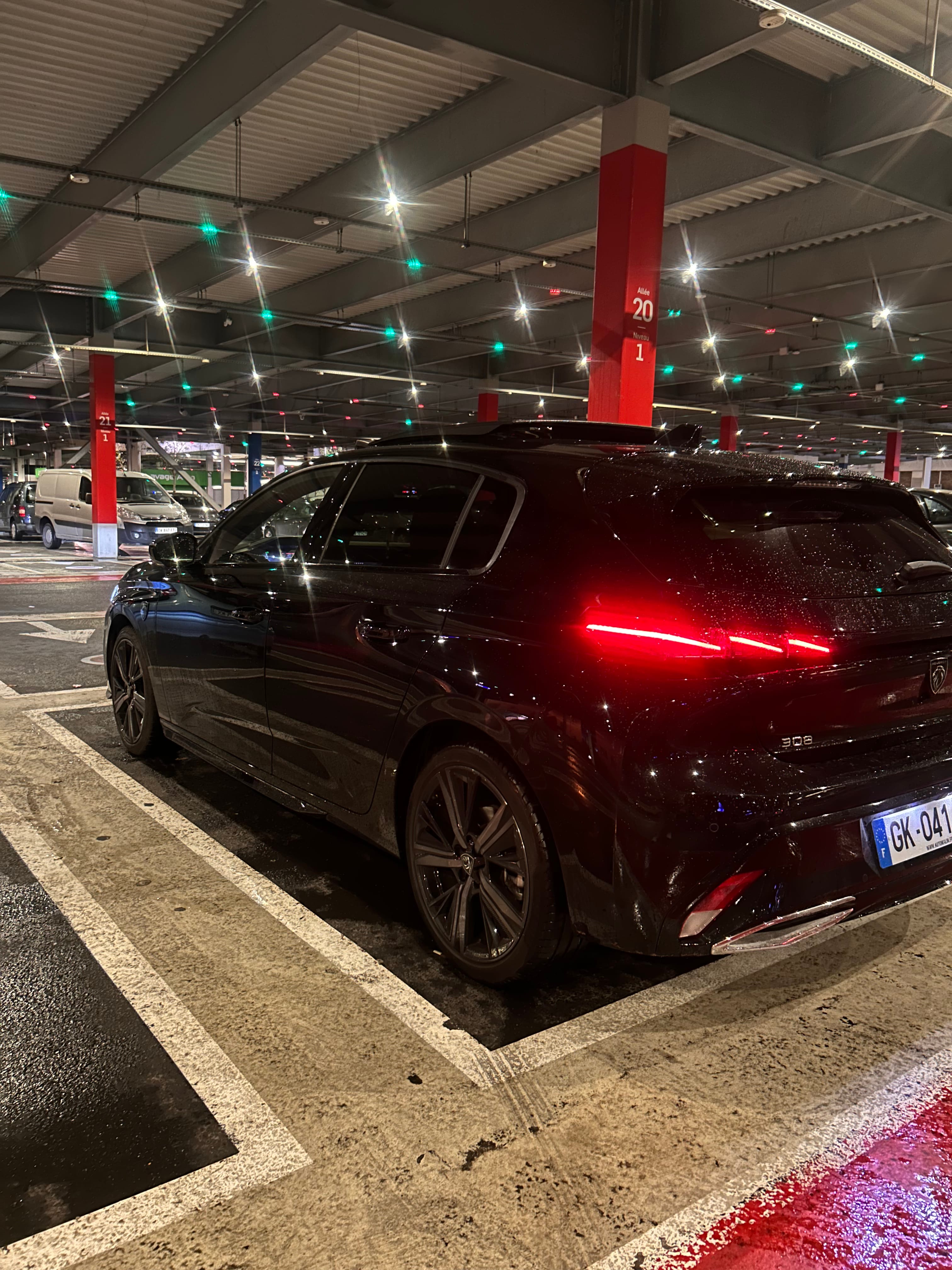 Peugeot 308 GT 1.2 puretech avec Régulateur de vitesse