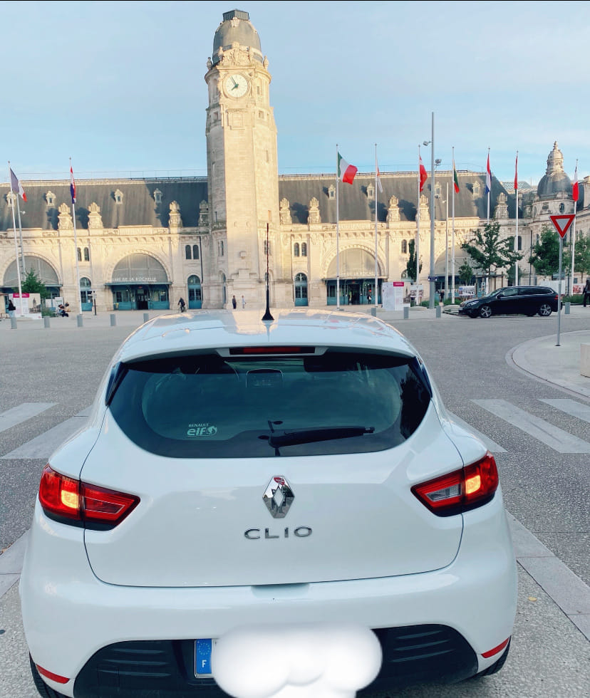 Renault Clio avec GPS