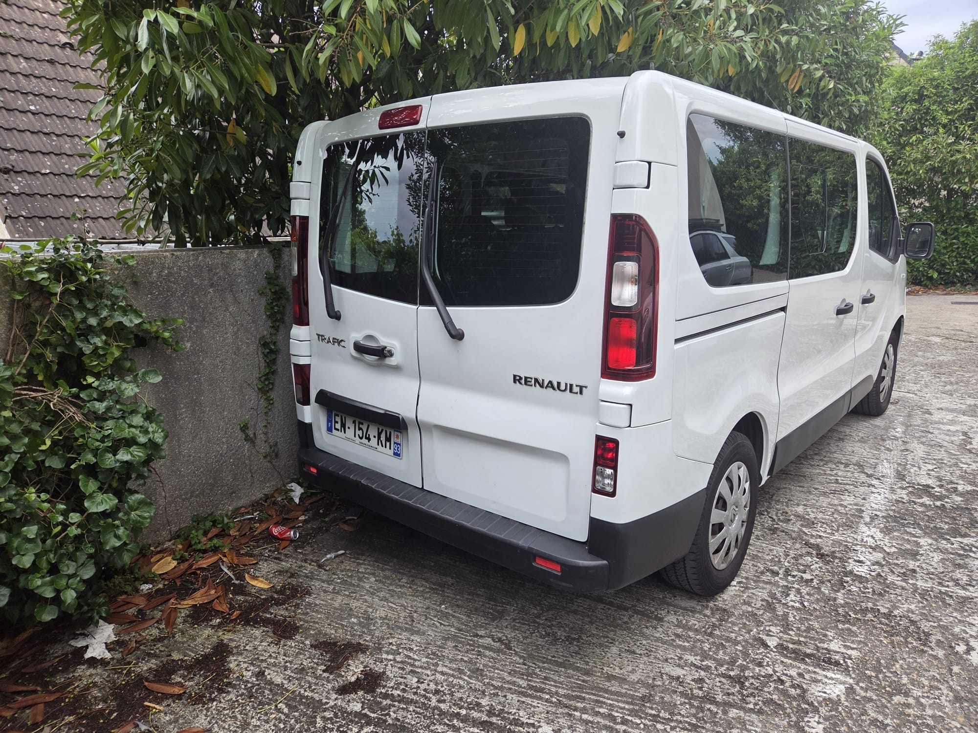 Renault Trafic Passenger 9 places avec GPS