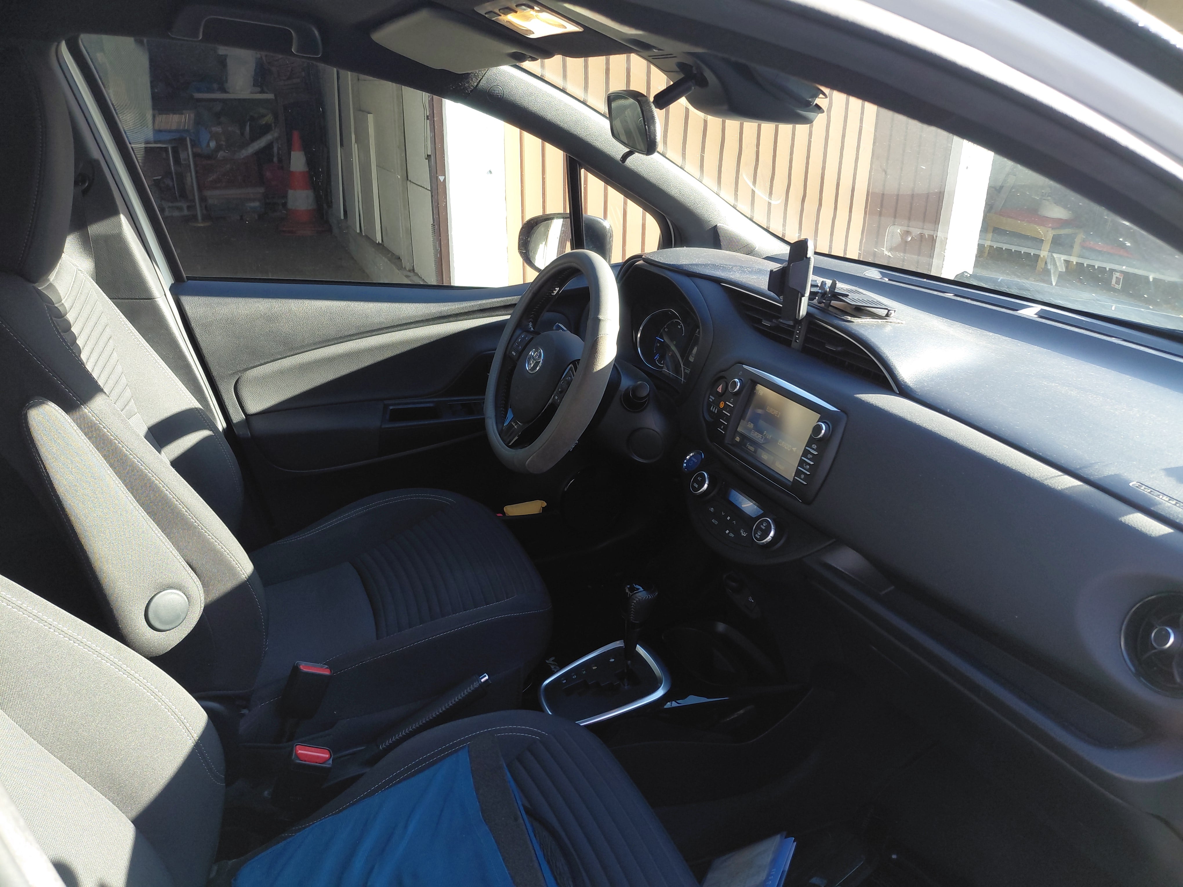 Toyota Yaris Hybride avec Régulateur de vitesse