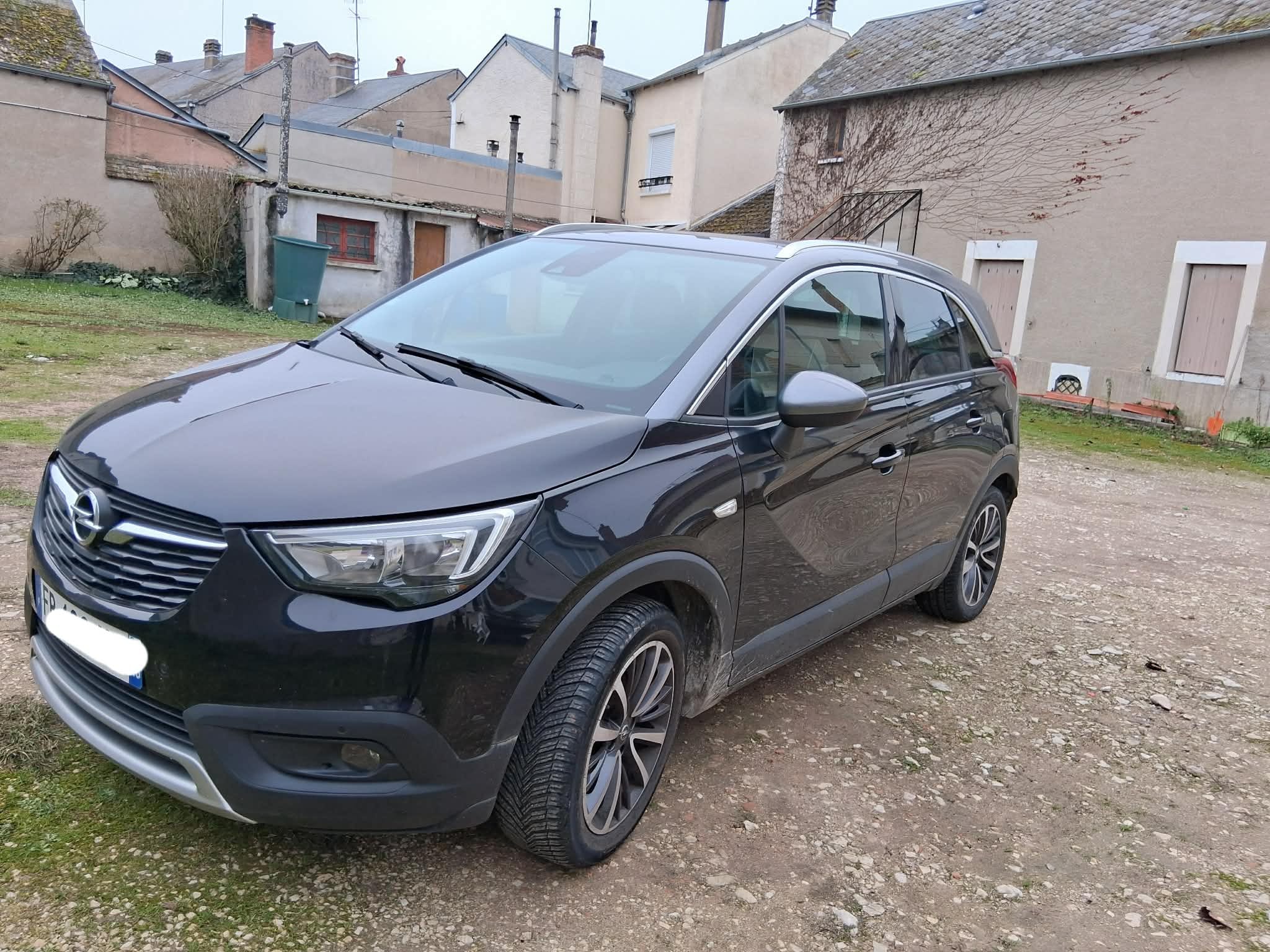 Opel Crossland avec GPS