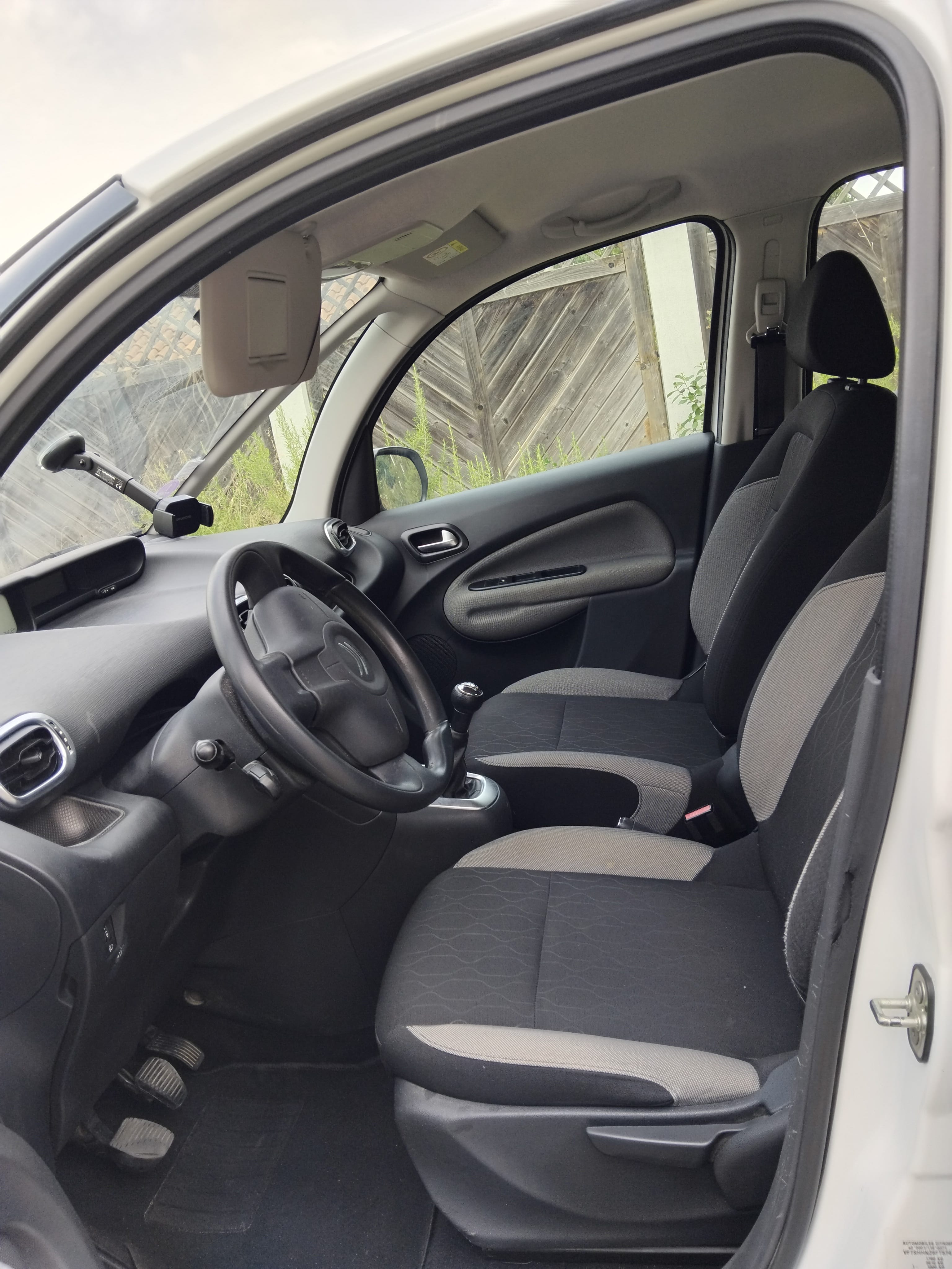 Citroen C3 Picasso avec Autoradio
