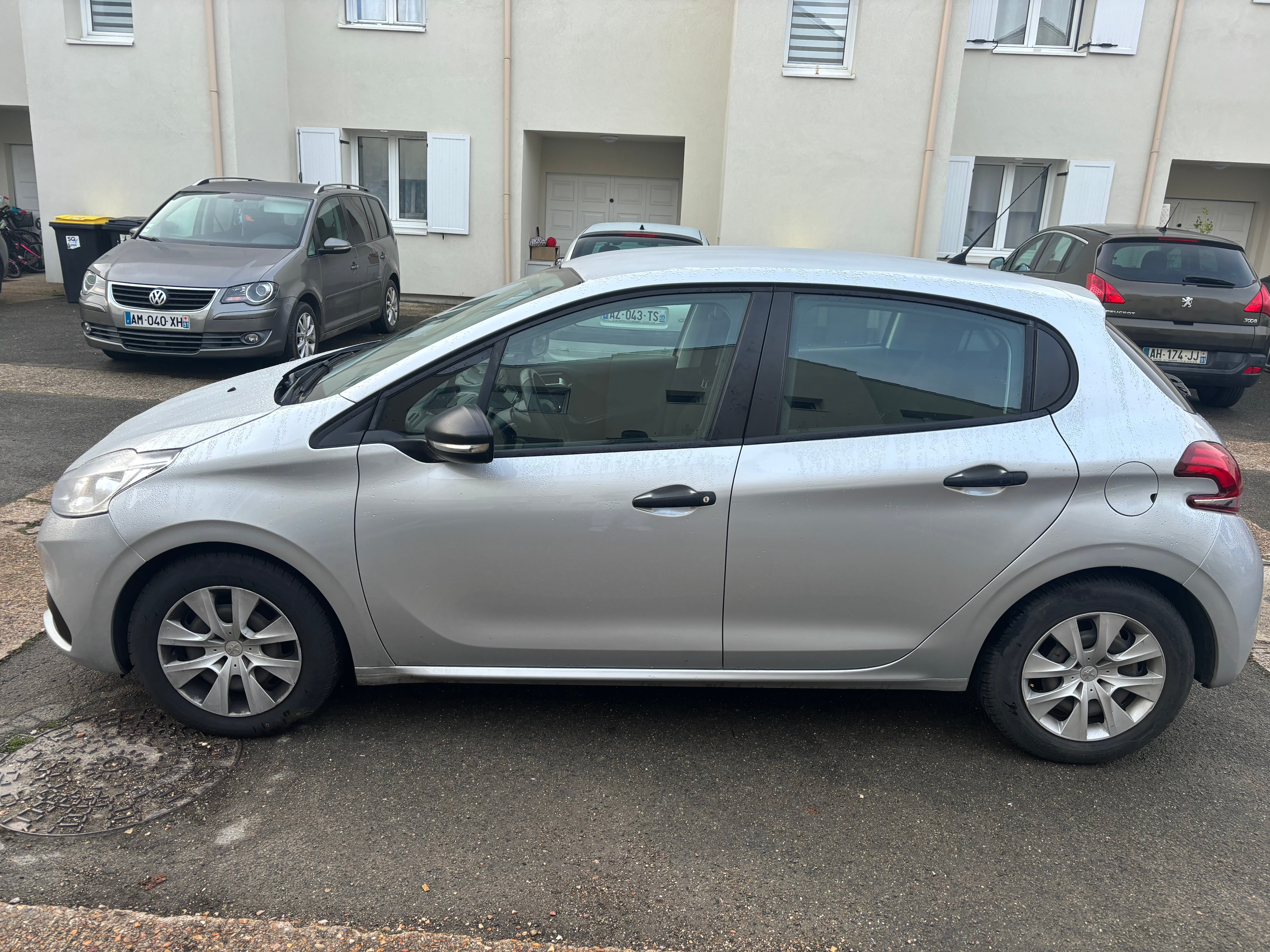Peugeot 208 avec Climatisation