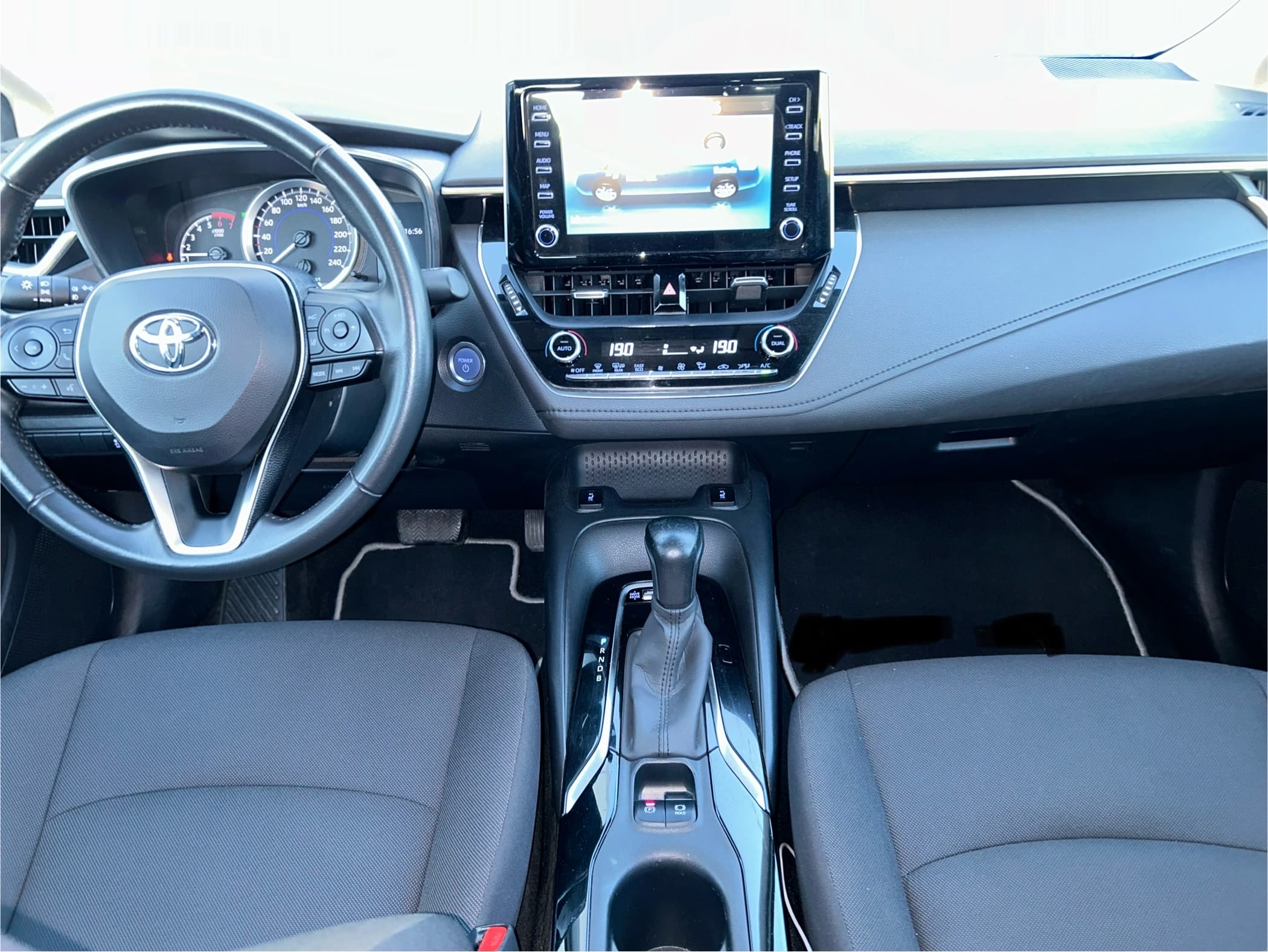 Toyota Corolla Hybride avec Régulateur de vitesse