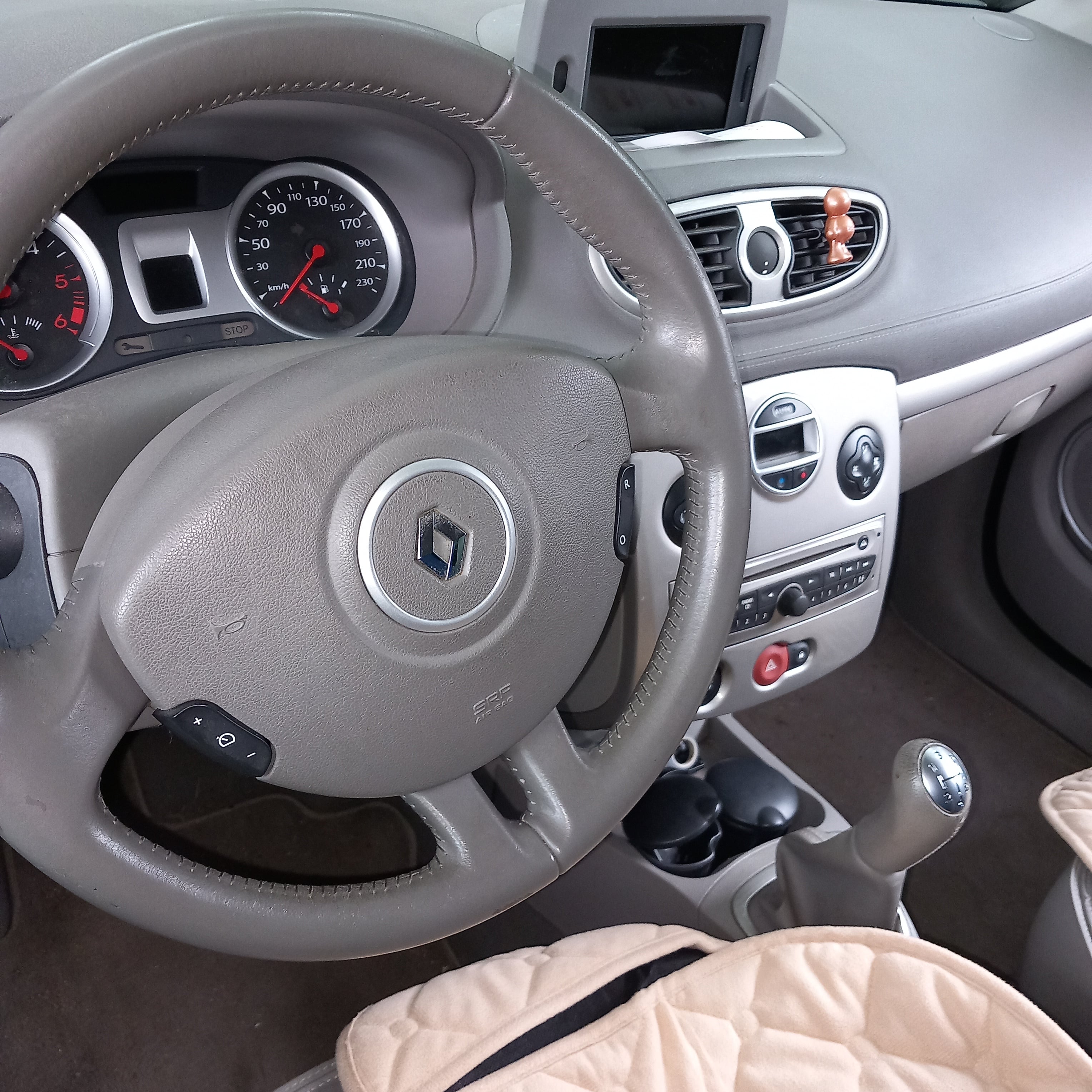 Renault Clio avec Régulateur de vitesse