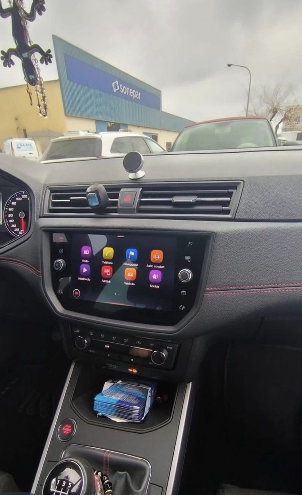 Seat Arona FR TGI. Eco GNC-GASOLINA con Control de velocidad