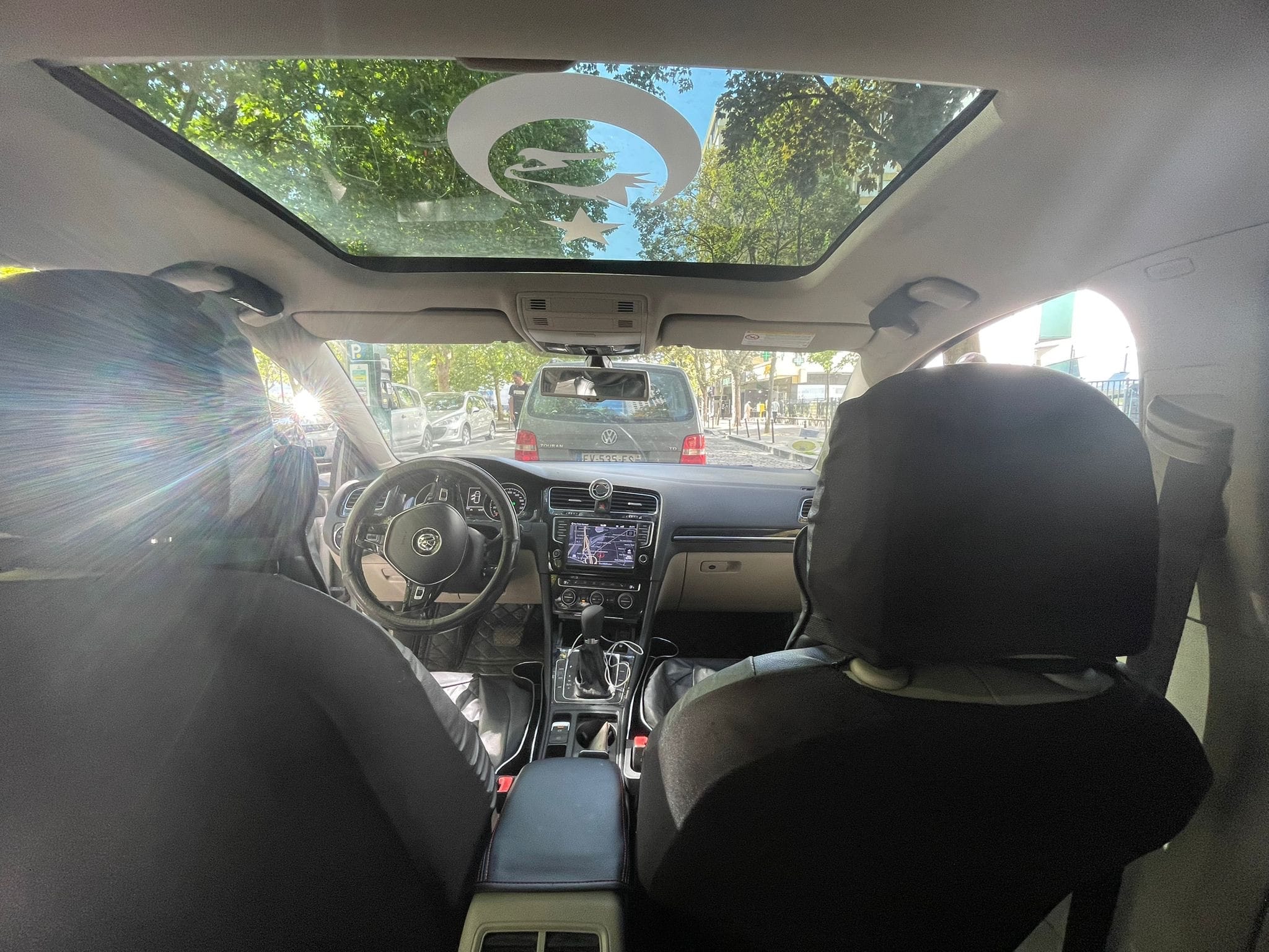 Volkswagen Golf avec GPS