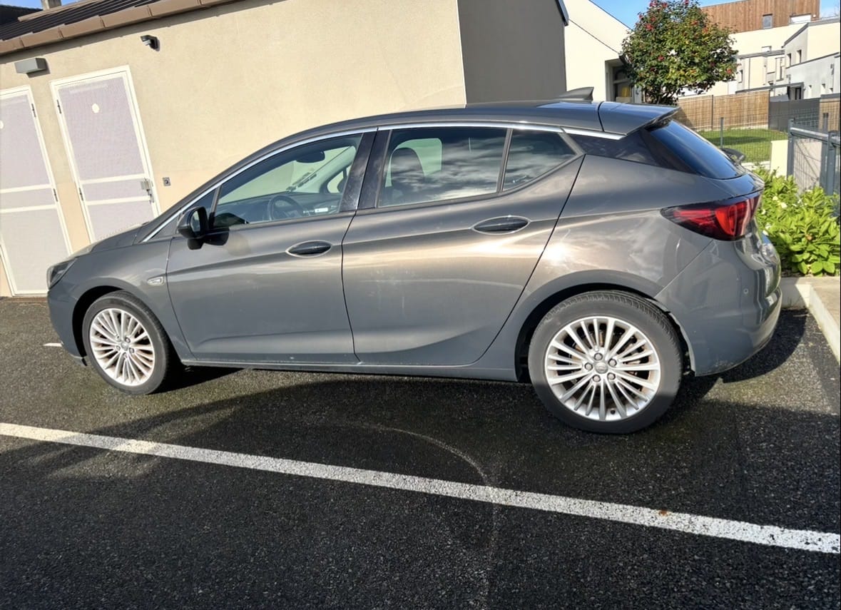 Opel Astra avec Climatisation
