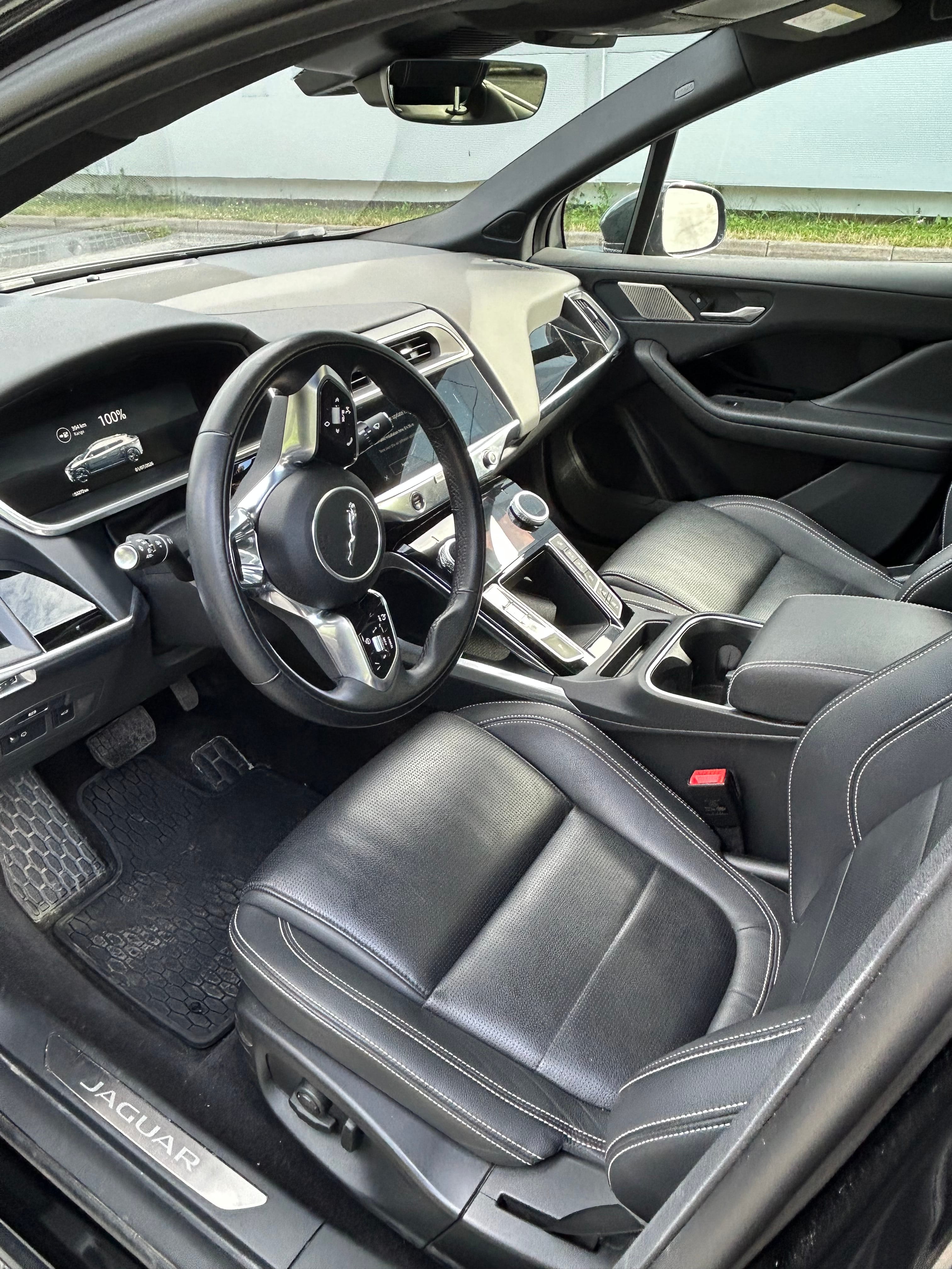 Jaguar I-pace med GPS