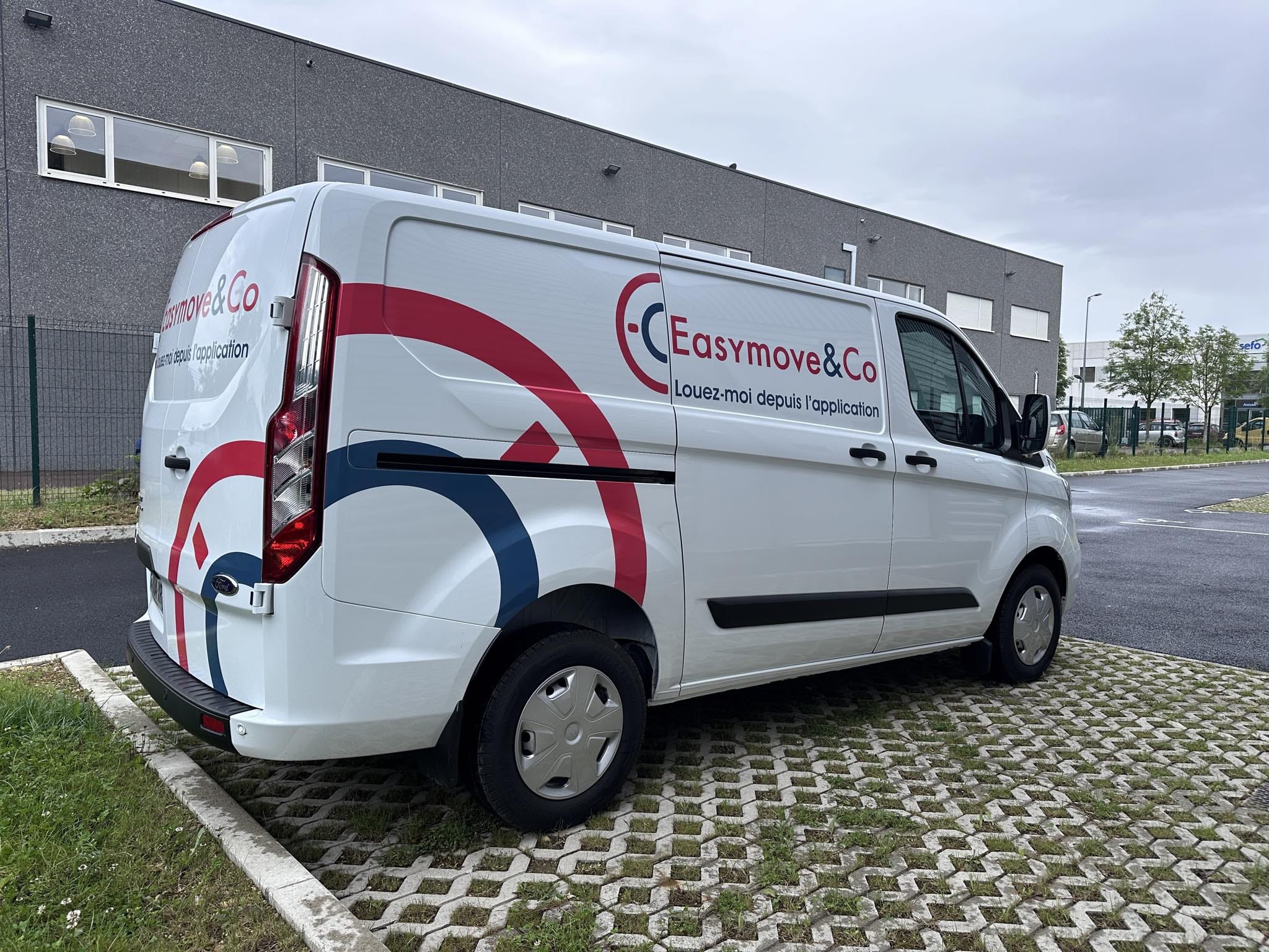 Ford Transit Custom Fourgon avec Entrée audio / iPod