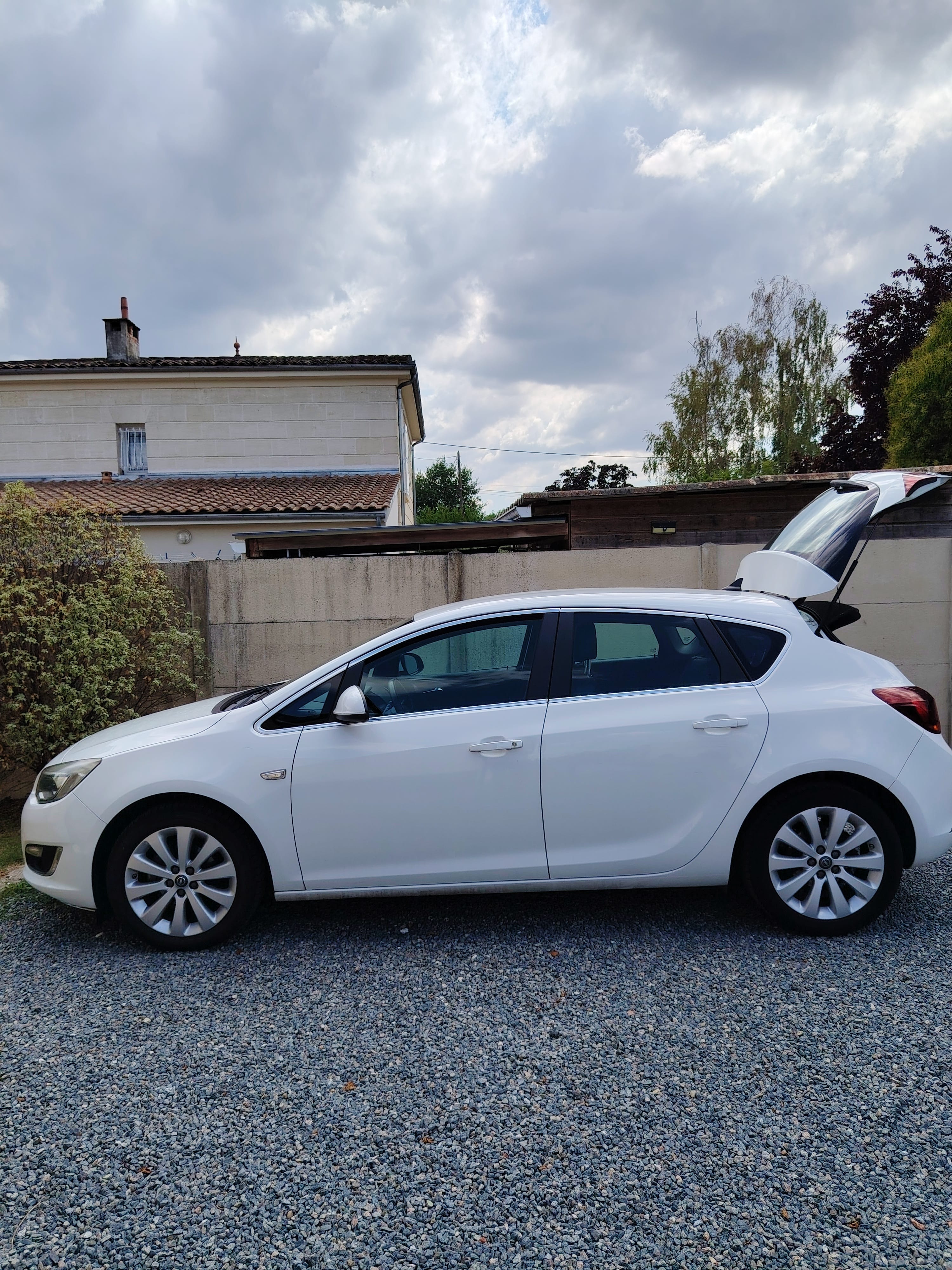 Opel Astra avec Climatisation
