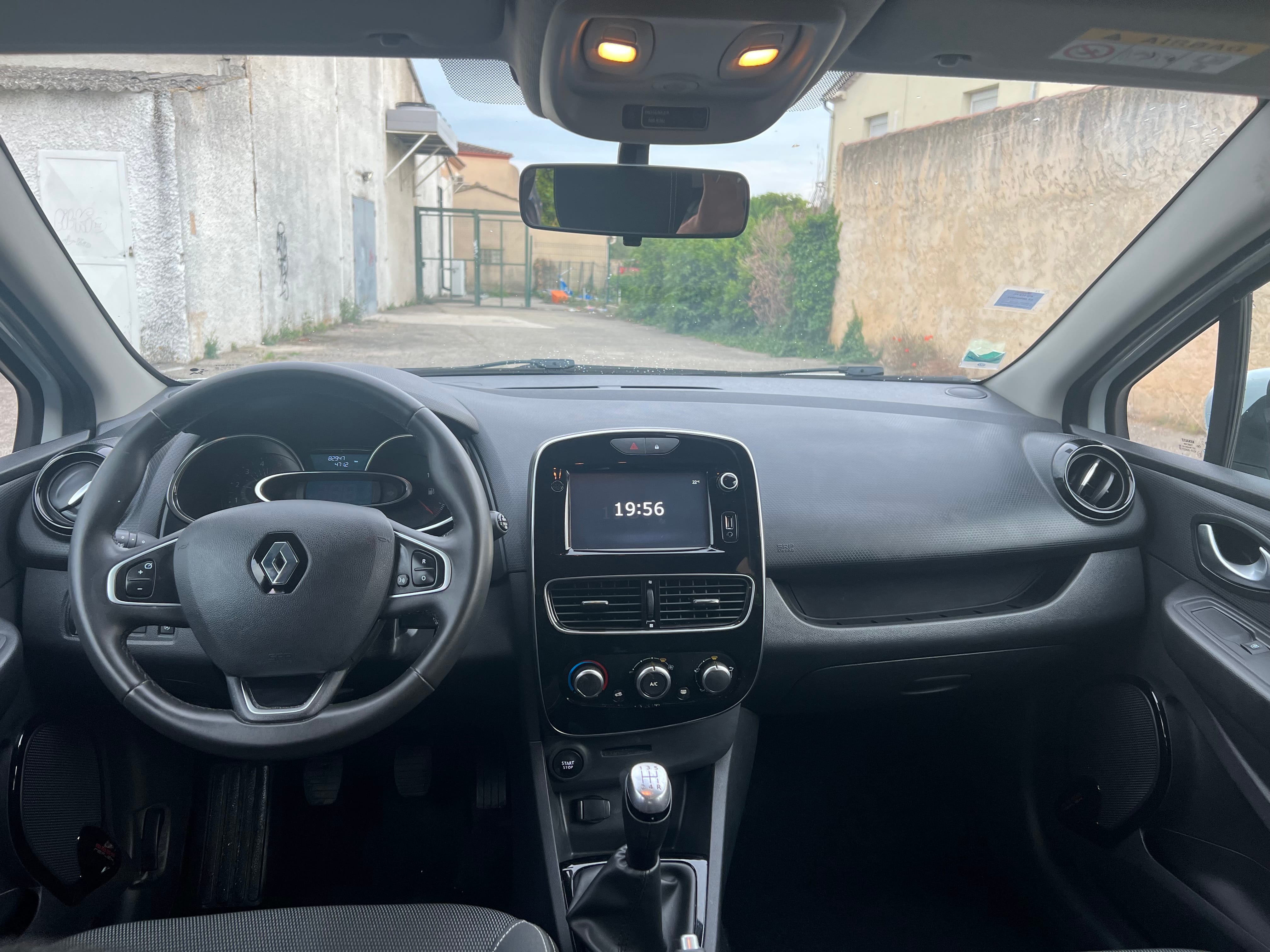 Renault Clio avec Régulateur de vitesse