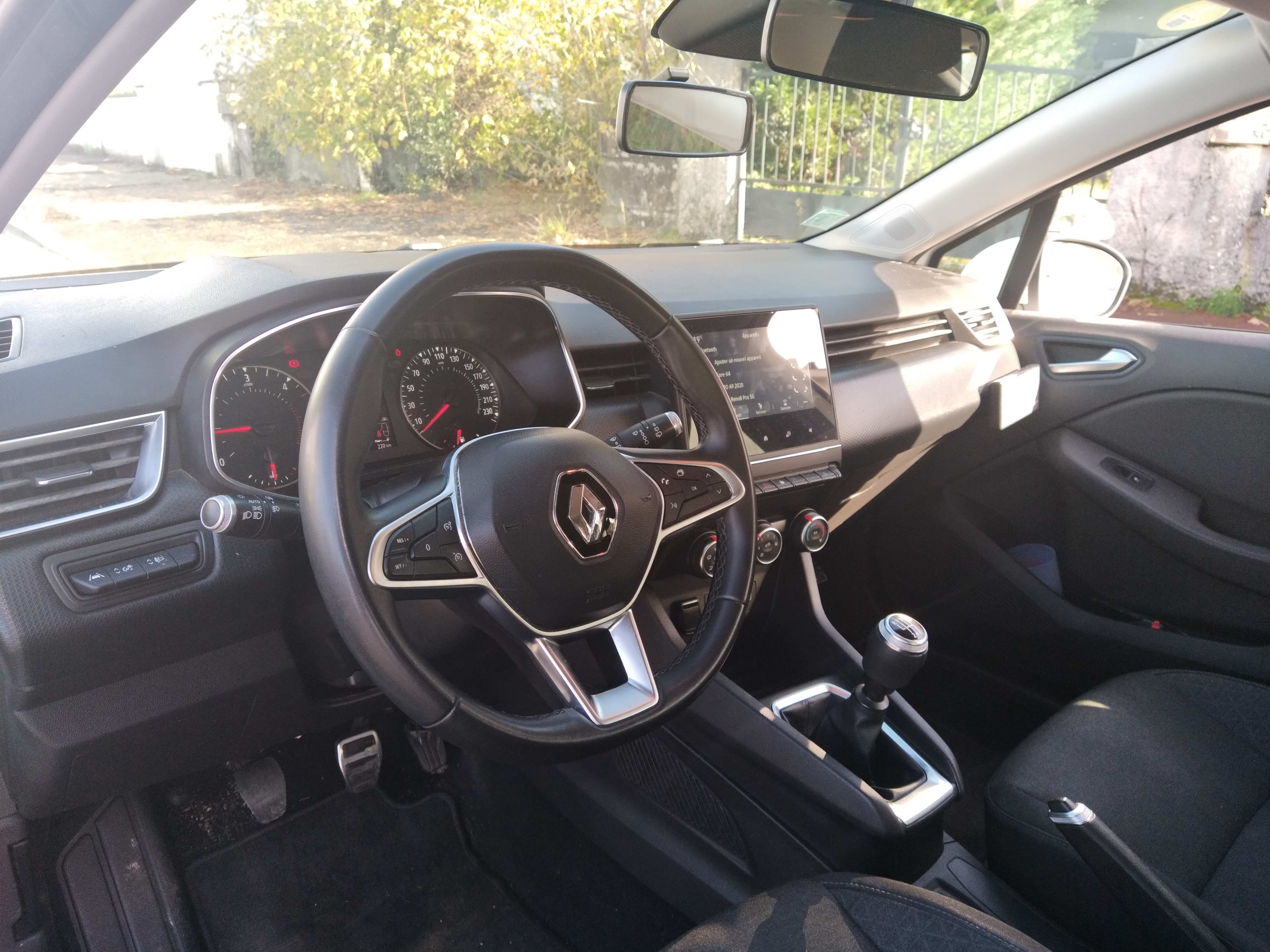 Renault Clio avec GPS