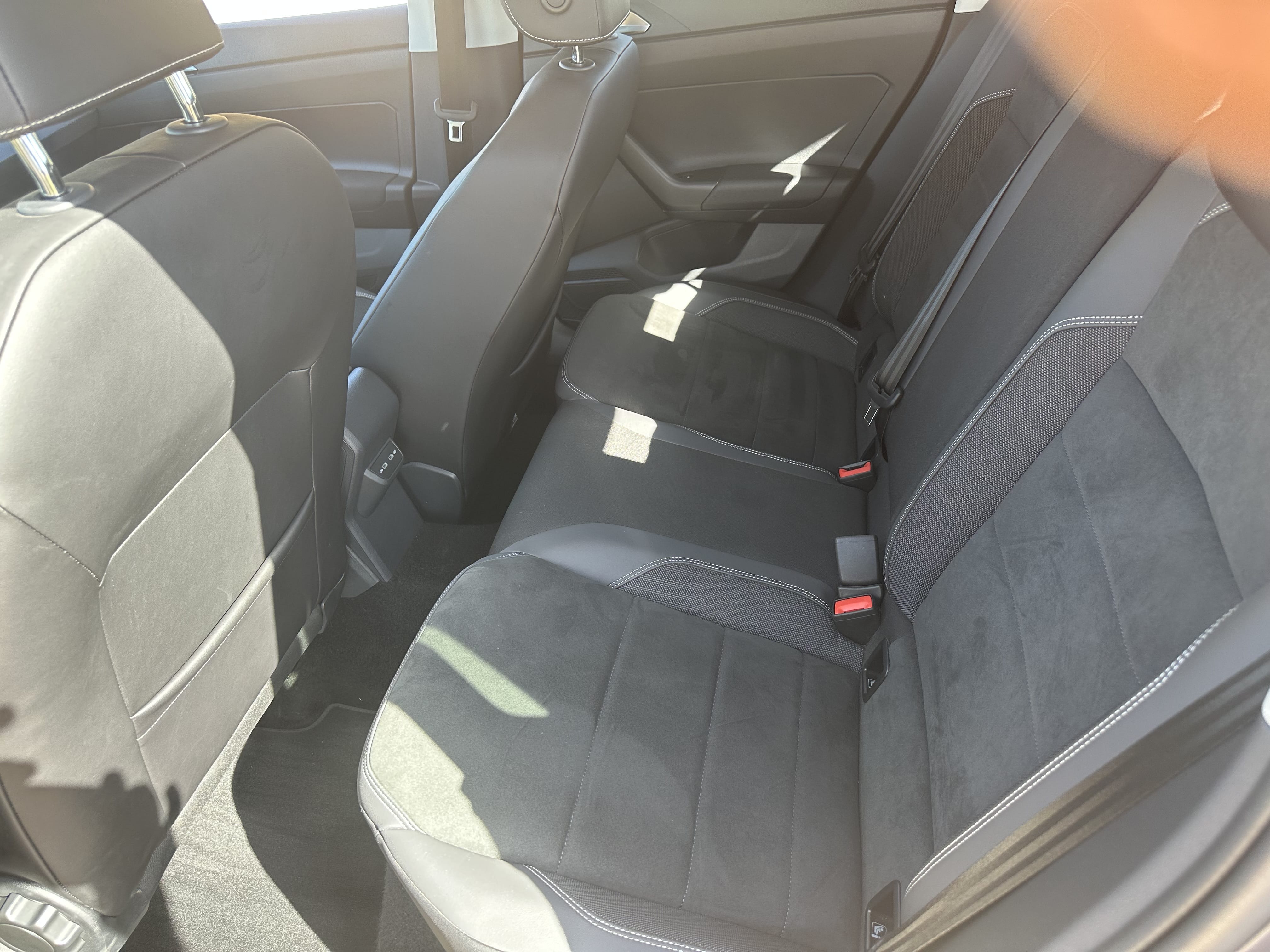 Volkswagen Polo 1,0tsi 110chevaux boîte auto avec Siège bébé