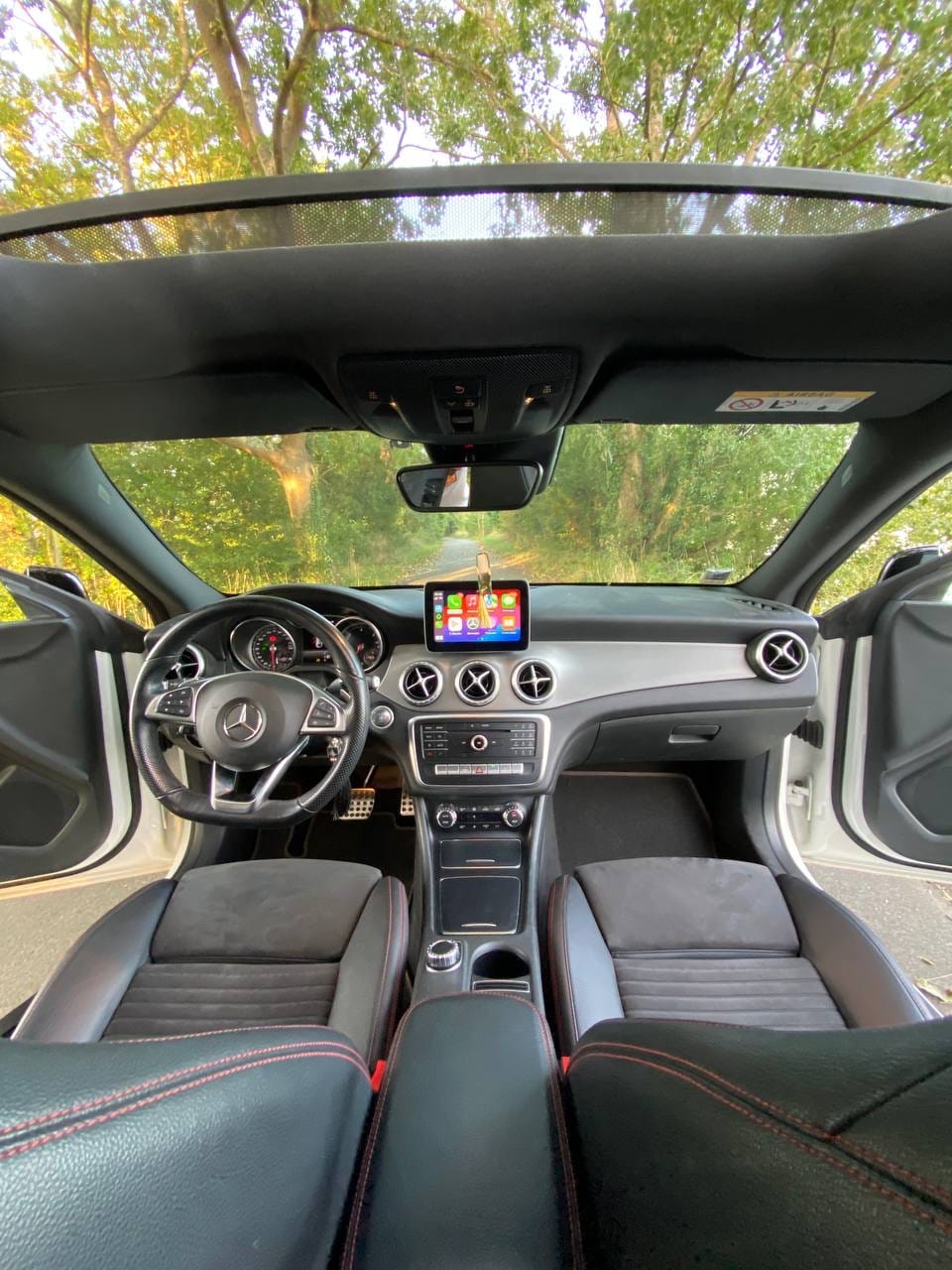 Mercedes-Benz CLA 200 avec Régulateur de vitesse