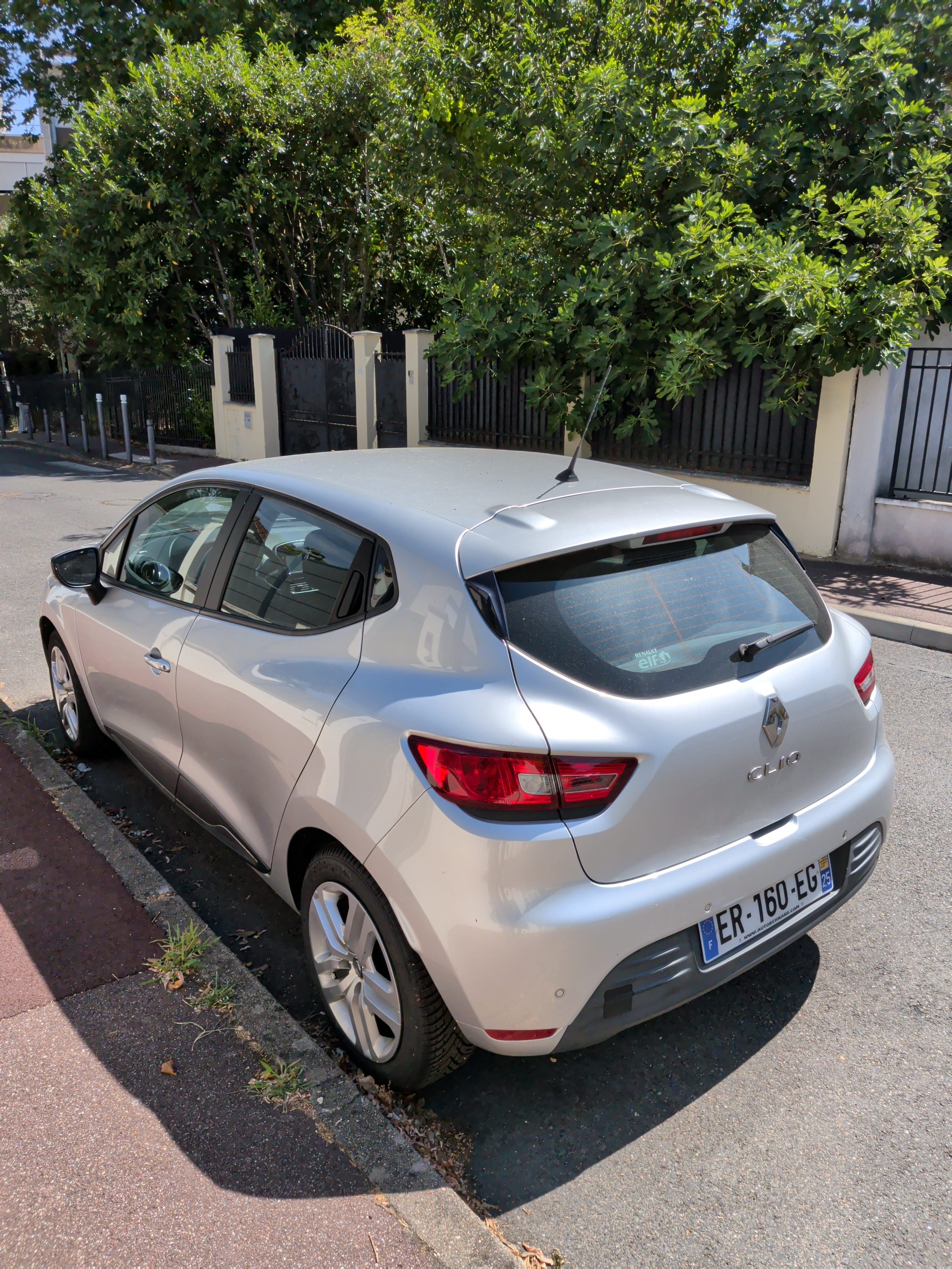 Renault Clio avec Climatisation