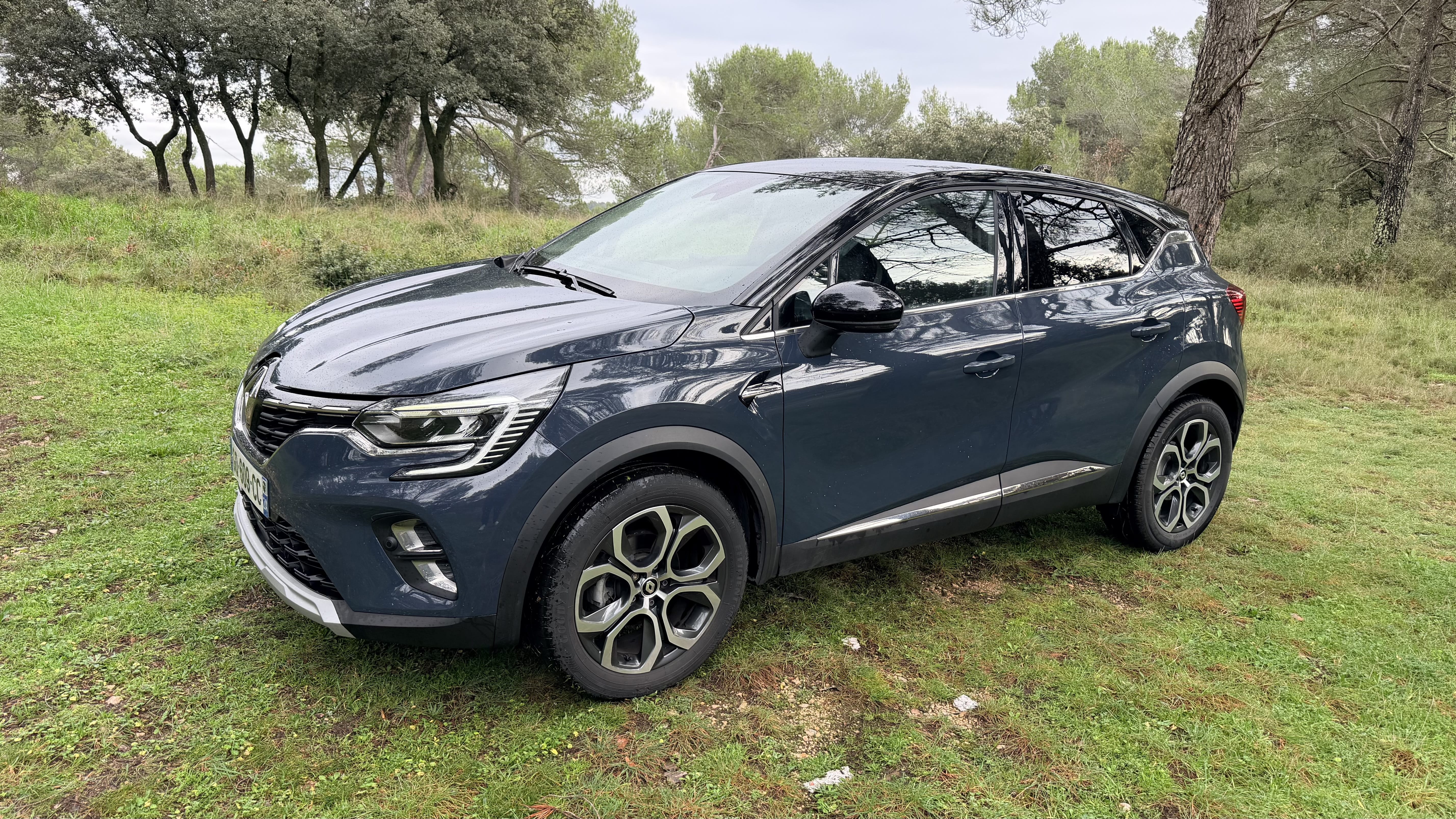 Renault Captur 90 Techno, 2023, Essence 95