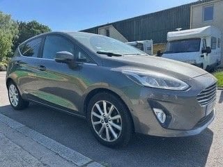 Ford Fiesta avec Climatisation