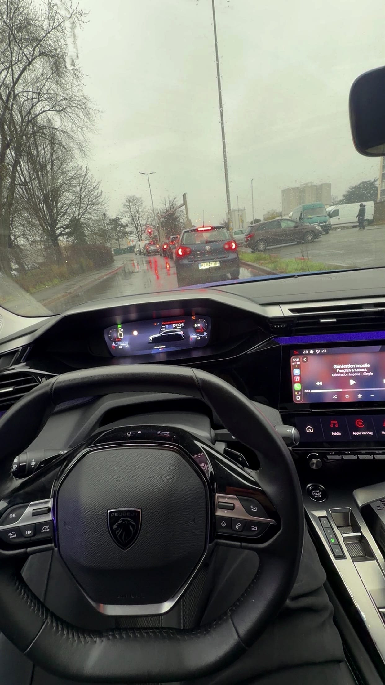 Peugeot 308 avec Siège bébé
