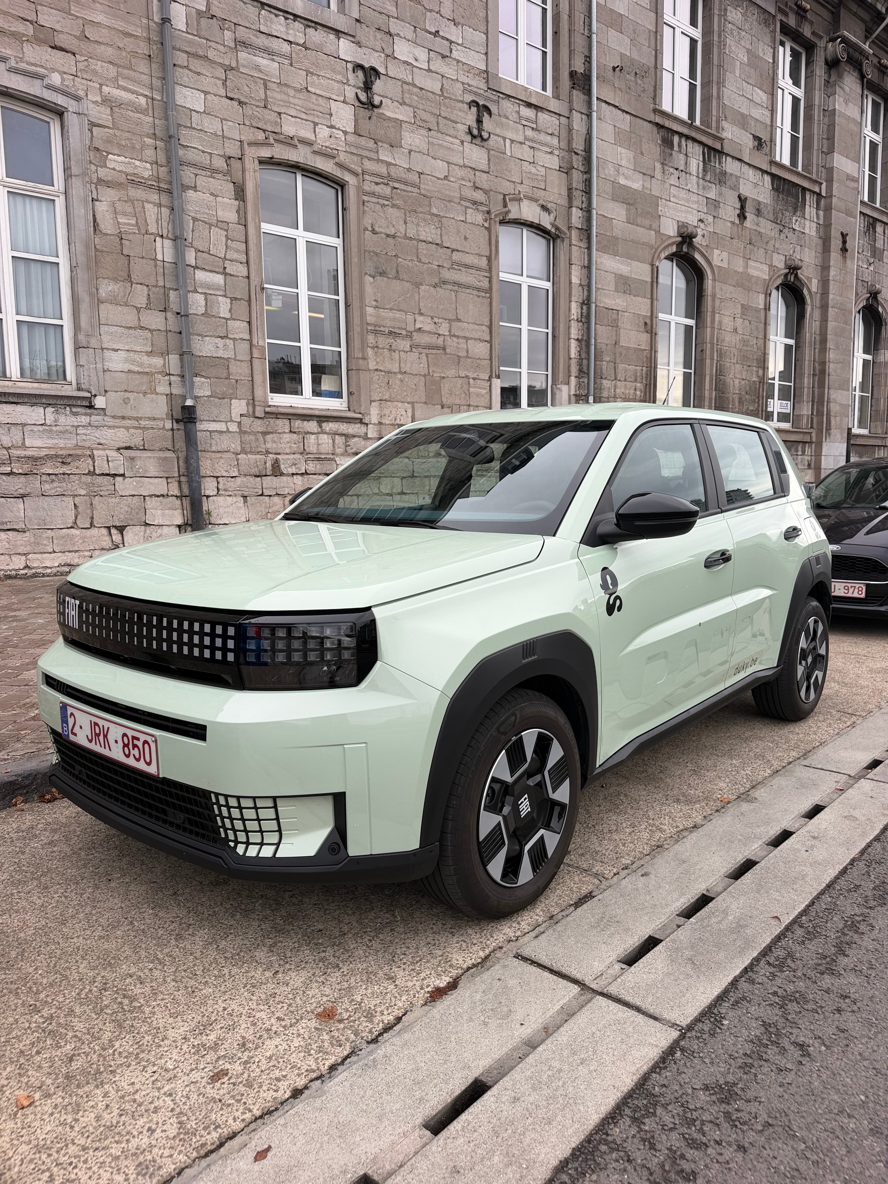 Fiat Grande Panda, 2026, Euro 95 (E10), automatique