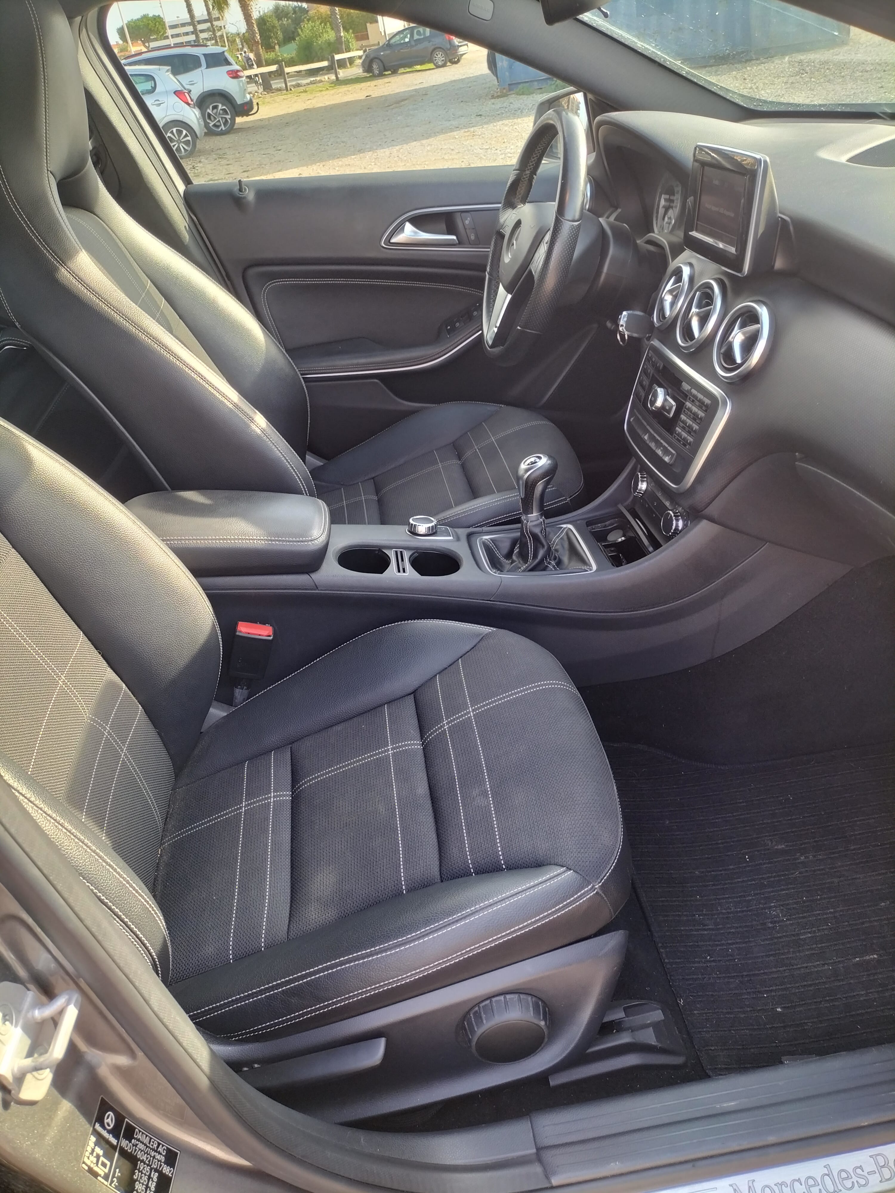 Mercedes-Benz Classe A 180 avec GPS