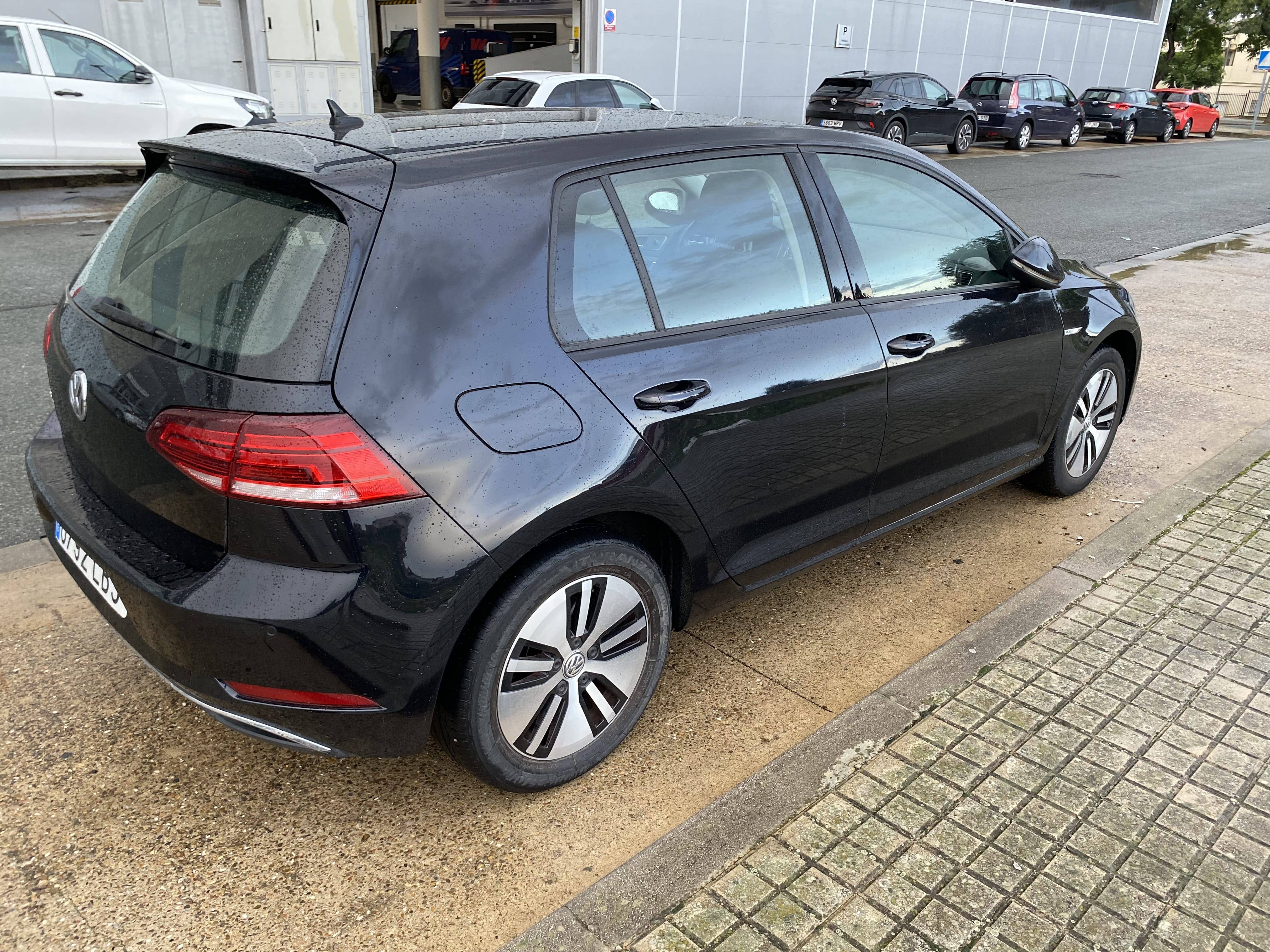 Volkswagen e-Golf Electrico med Bluetooth audio