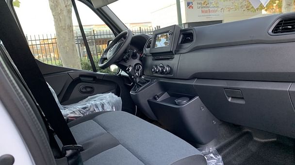 Renault Master 13m3 L3H2 parking gratuit, Diable+Couvertures+Sangles