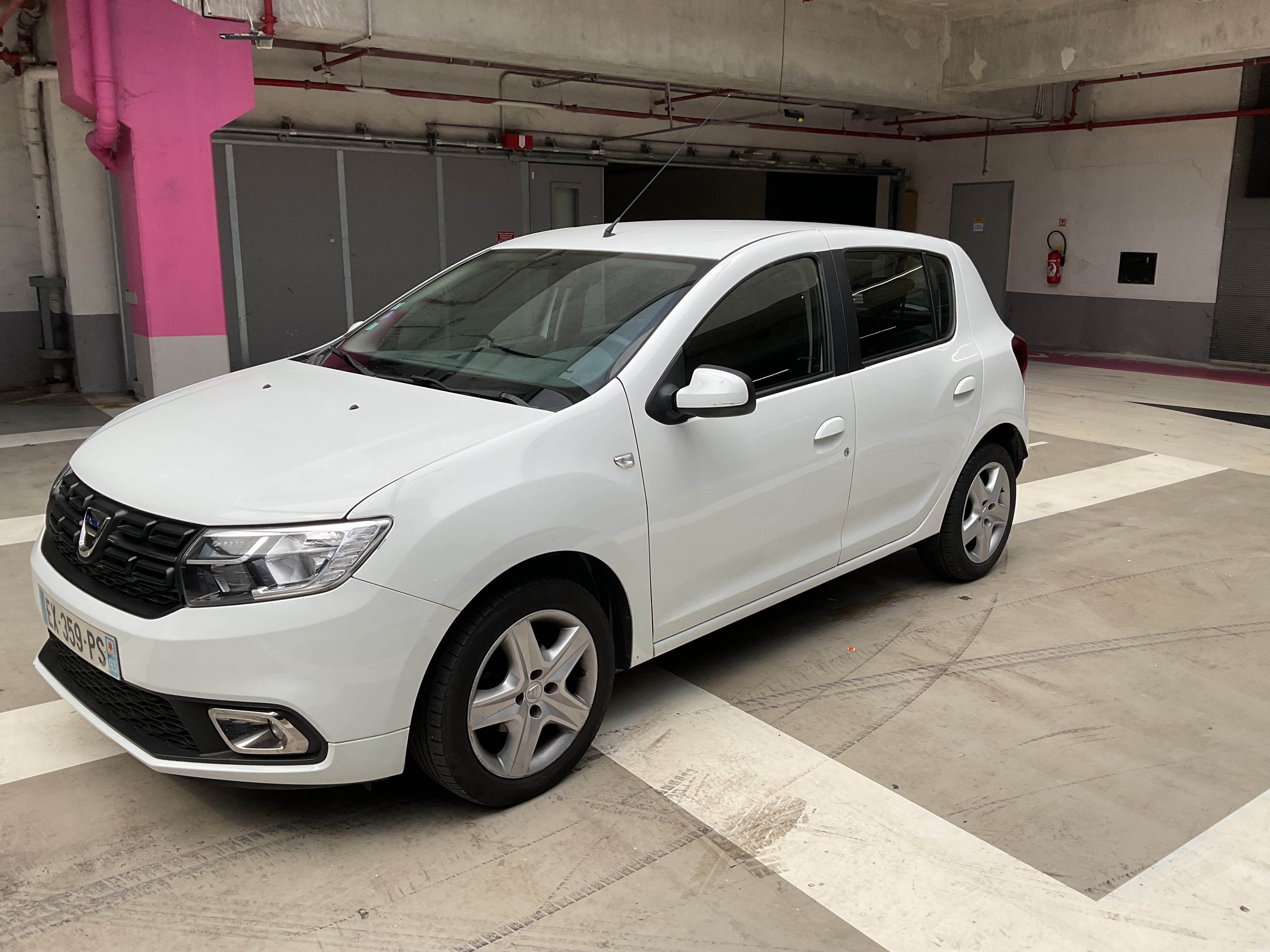 Dacia Sandero avec Climatisation