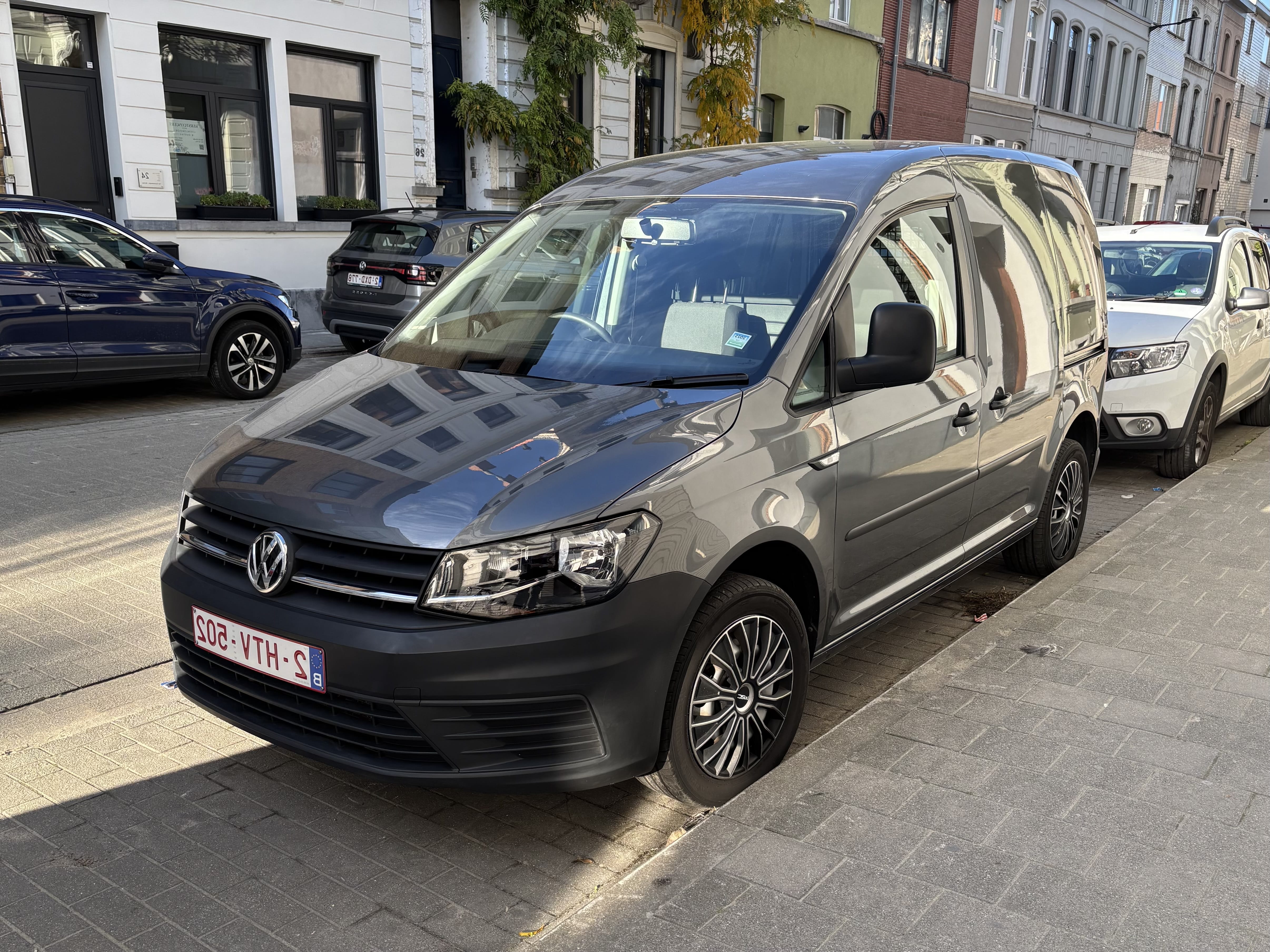 Volkswagen Caddy, 2019, Euro 95 (E10), automatique