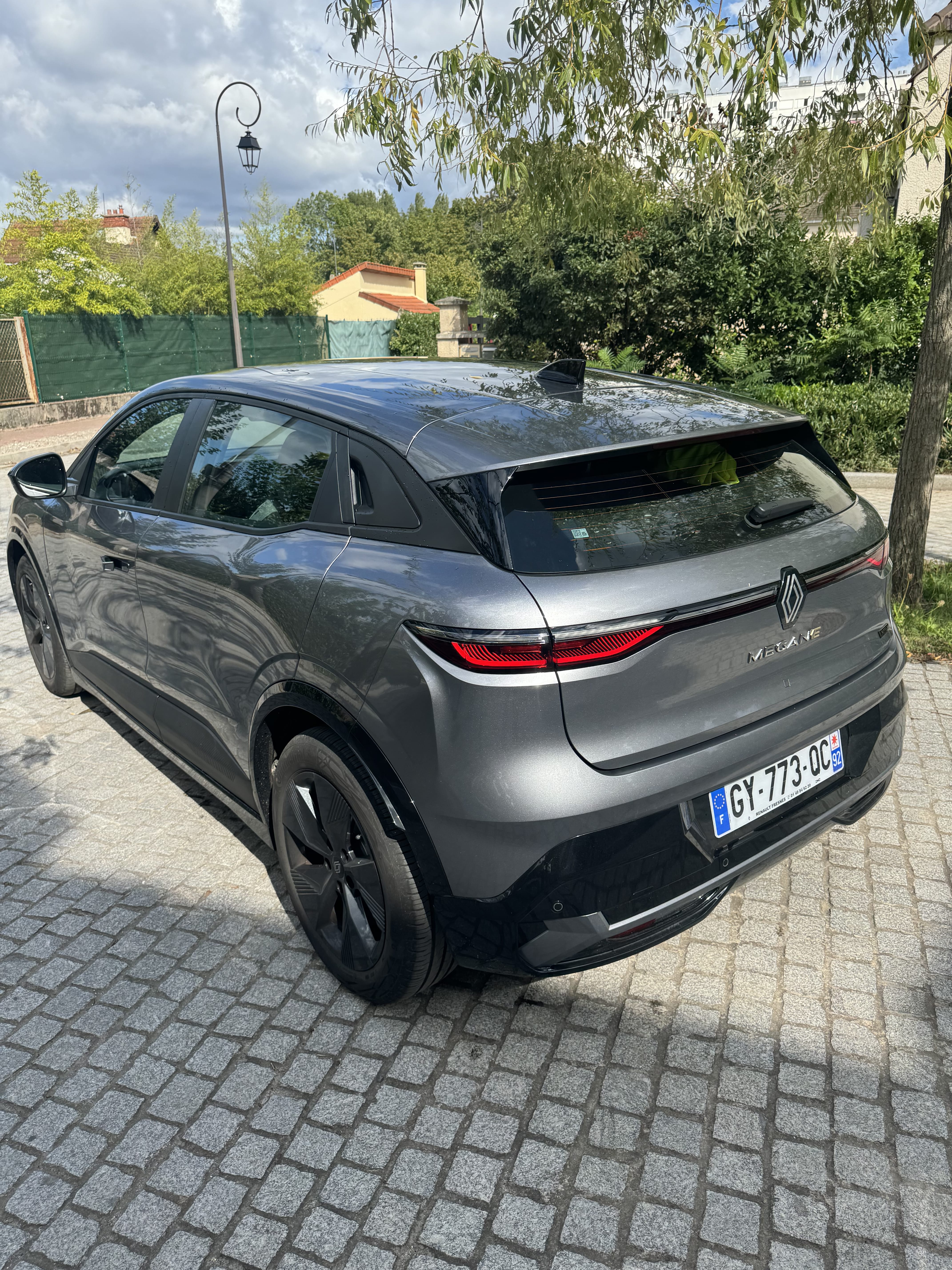 Renault Mégane E-tech Électrique avec GPS