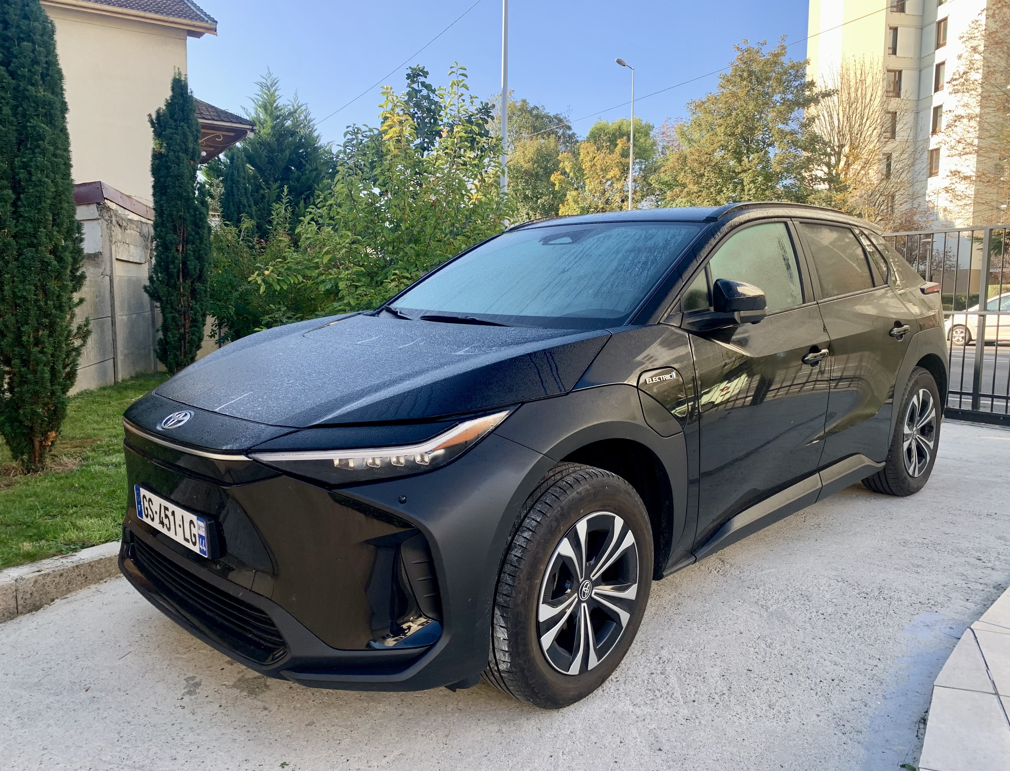 Toyota bZ4X, 2023, Électrique, automatique